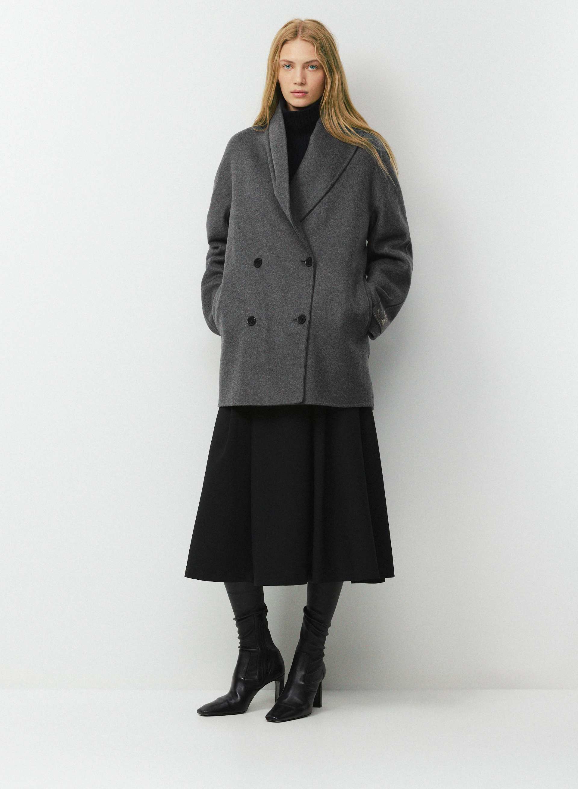 THE MEZZANINE DOUBLE-FACED COAT | Aritzia