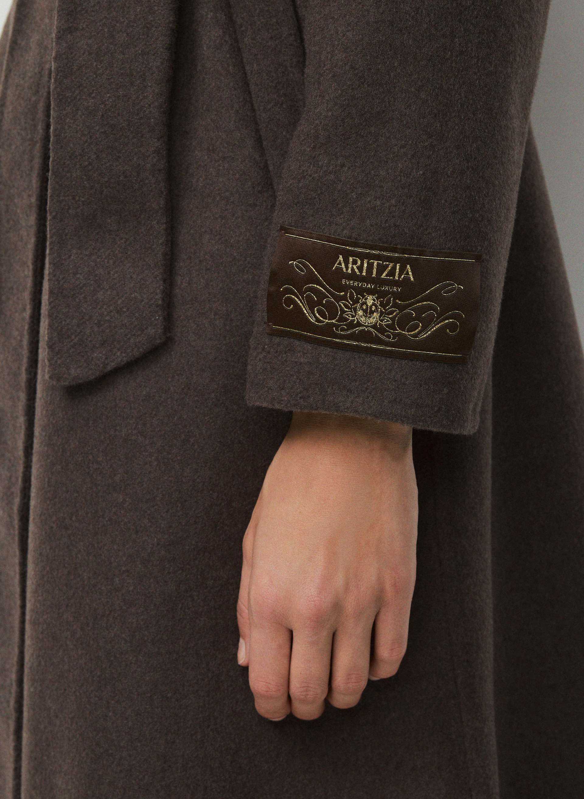 THE PORTFOLIO DOUBLE-FACED COAT | Aritzia