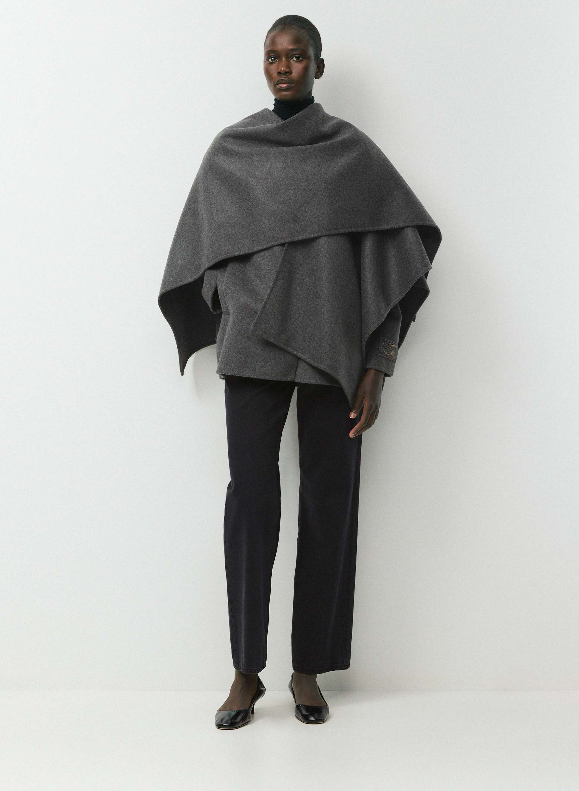 THE CAMELLIA DOUBLE-FACED COAT | Aritzia