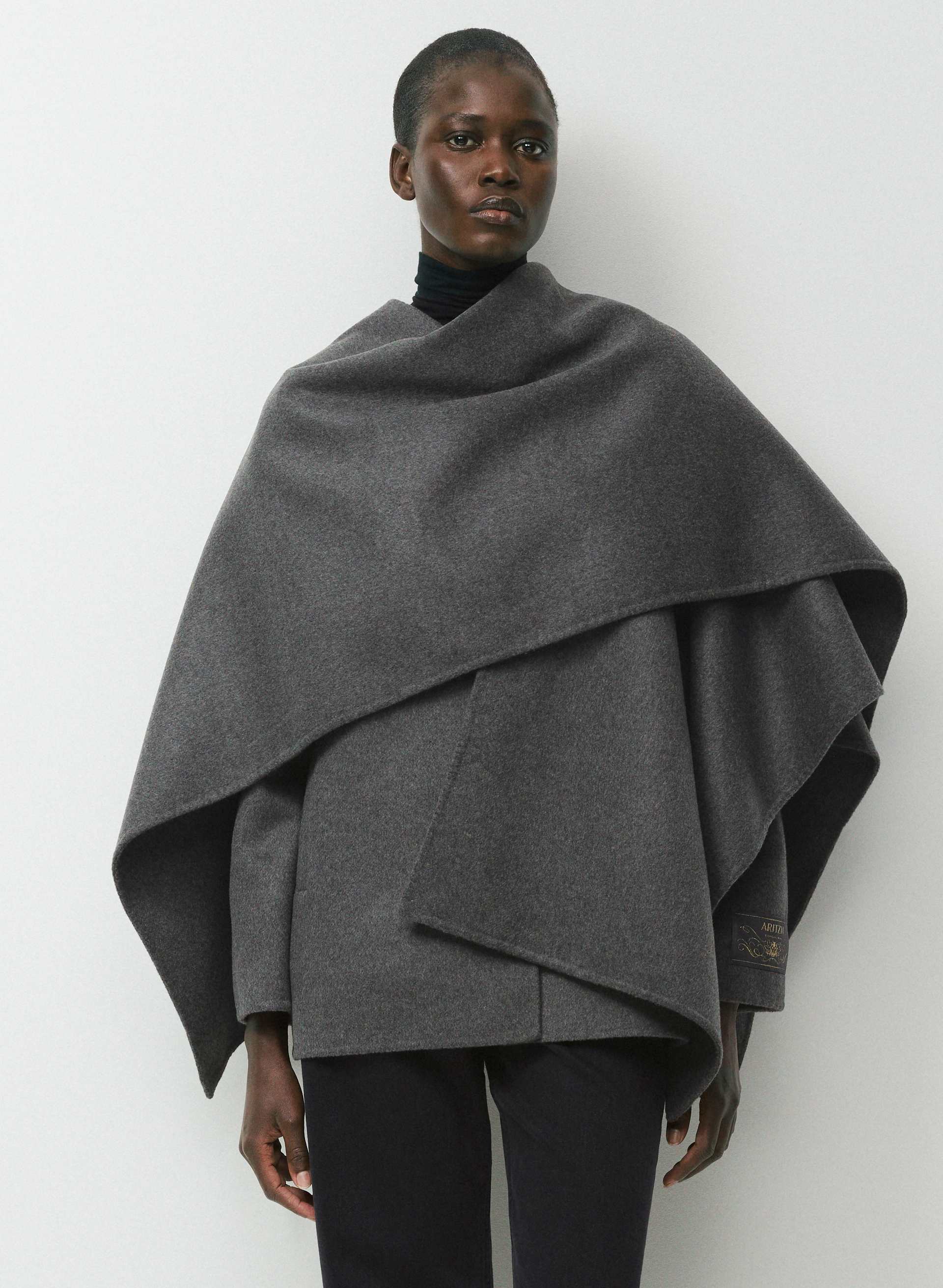 THE CAMELLIA DOUBLE-FACED COAT | Aritzia
