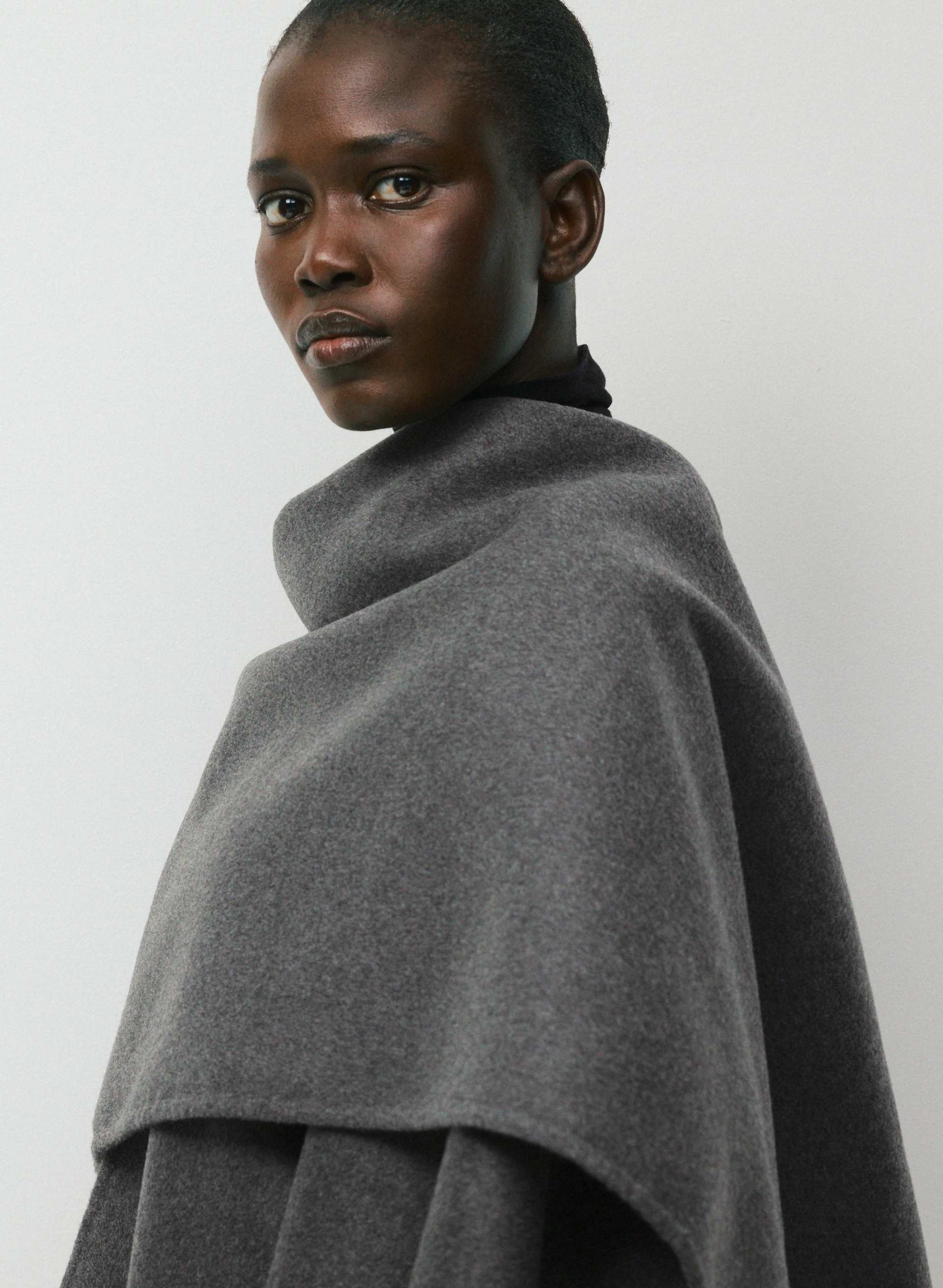 THE CAMELLIA DOUBLE-FACED COAT | Aritzia