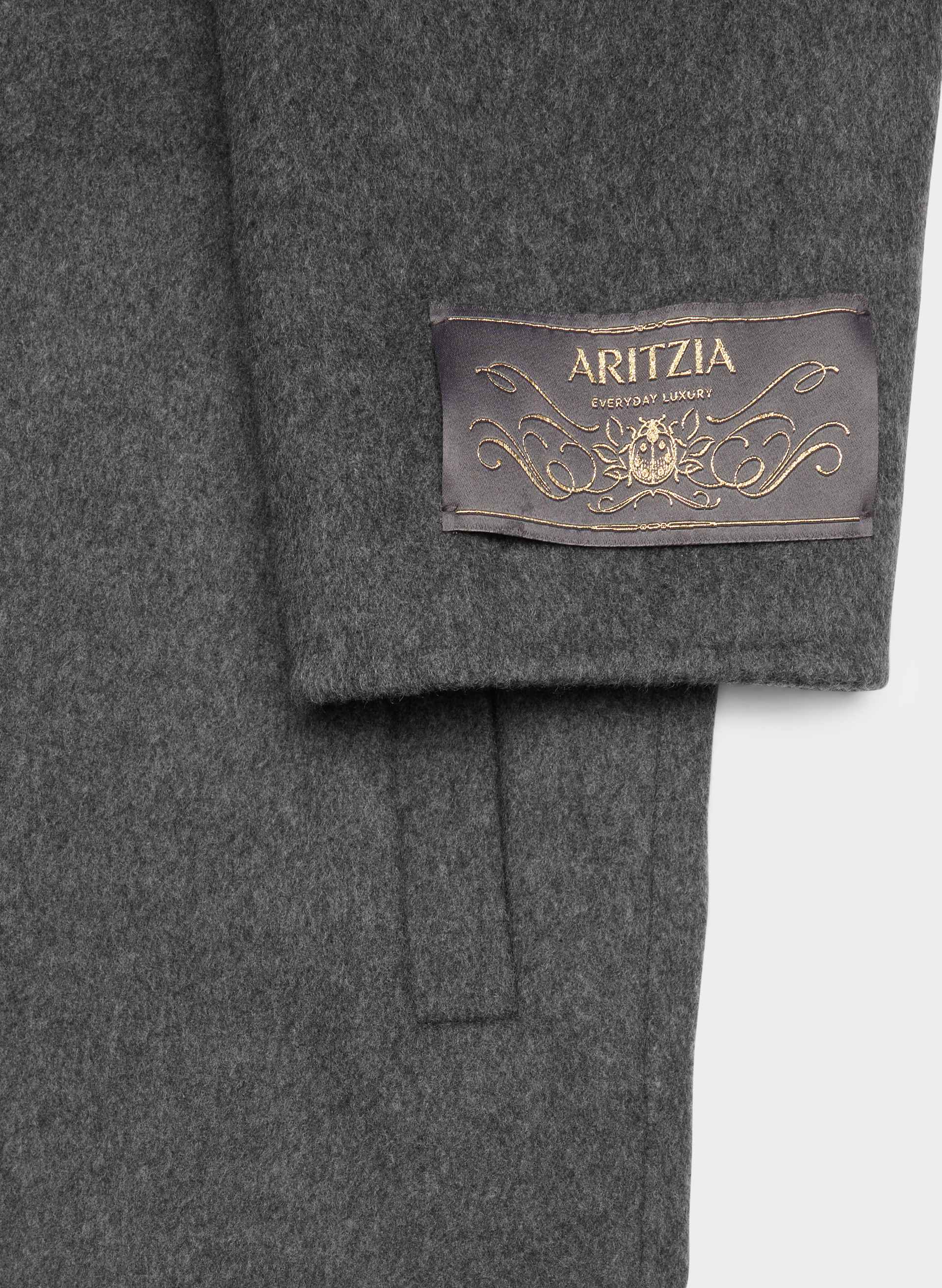 THE ONLY DOUBLE-FACED COAT | Aritzia
