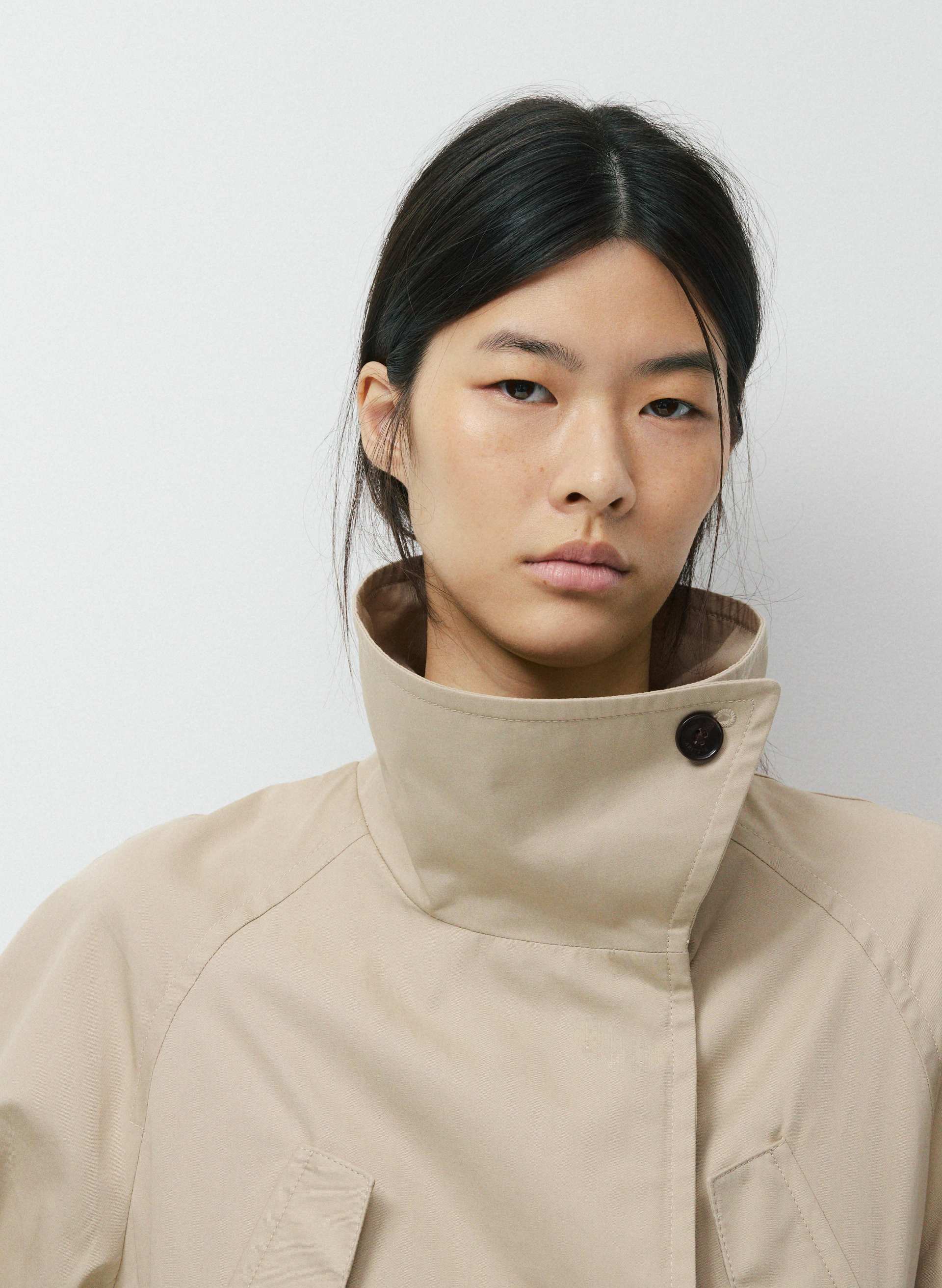 THE NIGHTINGALE TRENCH COAT | Aritzia