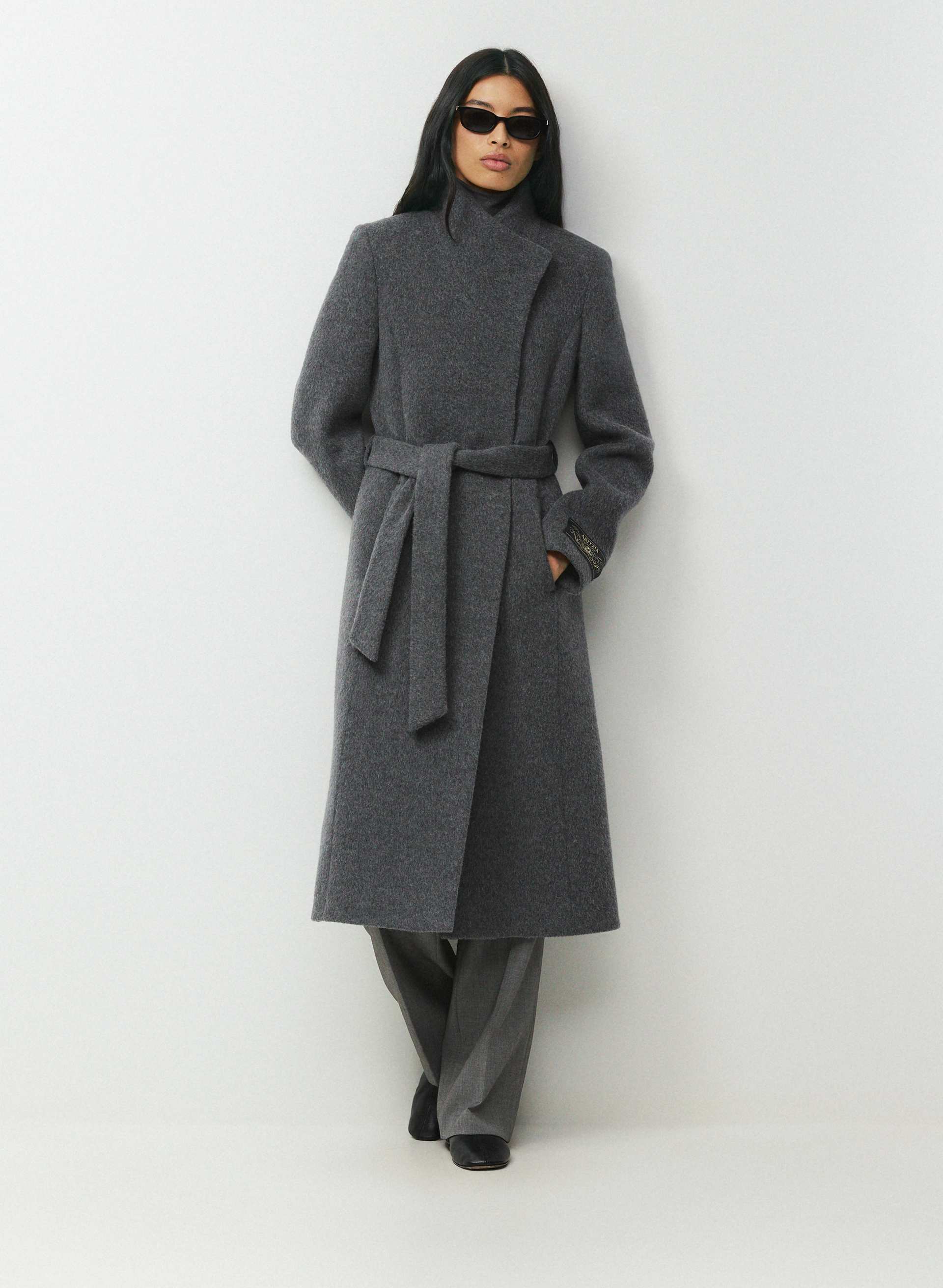 THE CONNOR LONG COAT | Aritzia