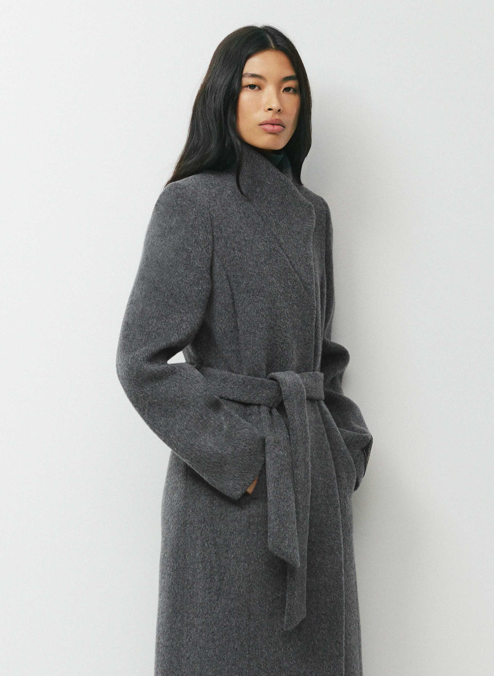 THE CONNOR LONG COAT | Aritzia
