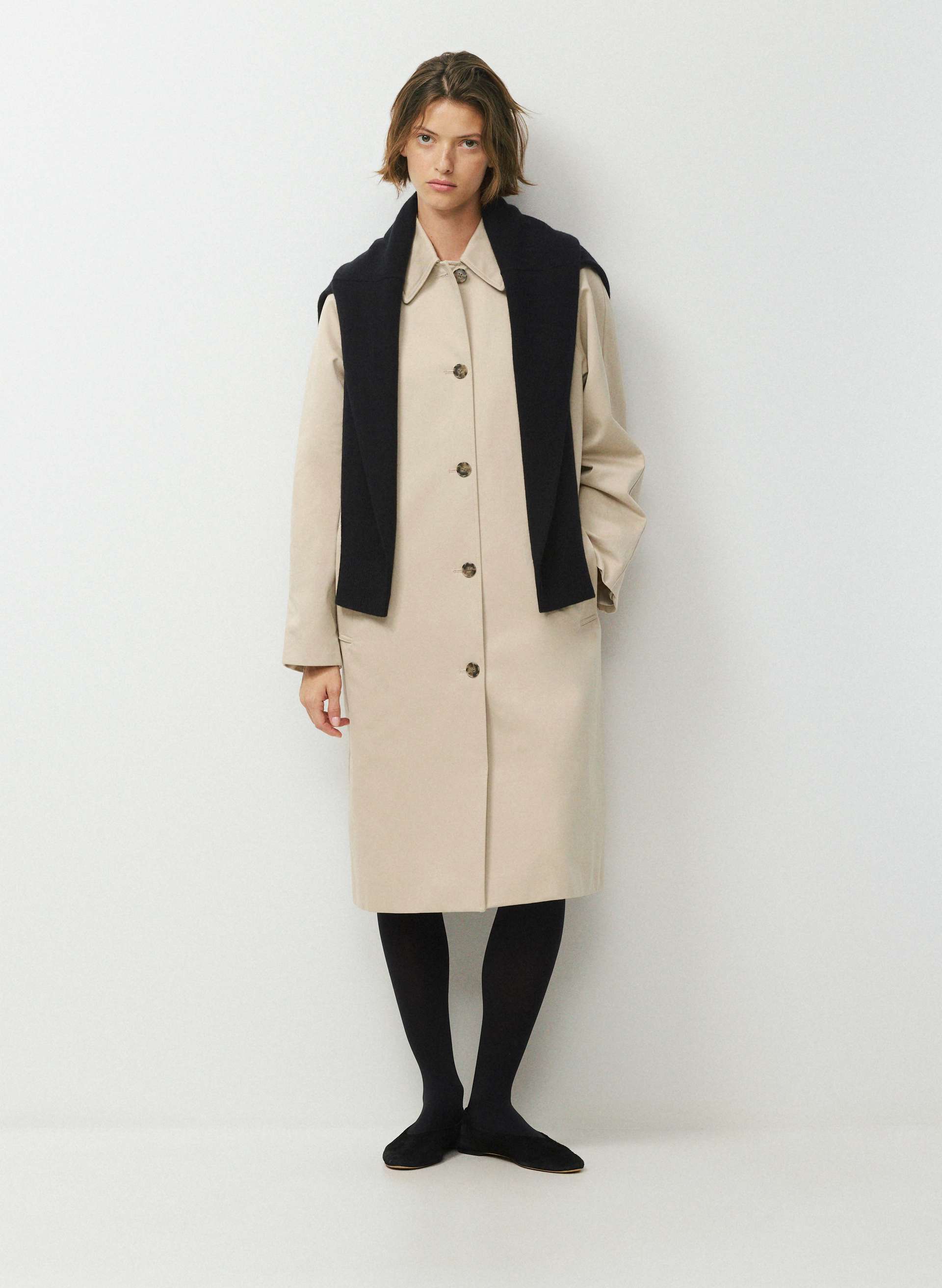 THE REGENT TRENCH COAT - RICH TWILL - Relaxed Italian cotton twill Mac trench coat. 