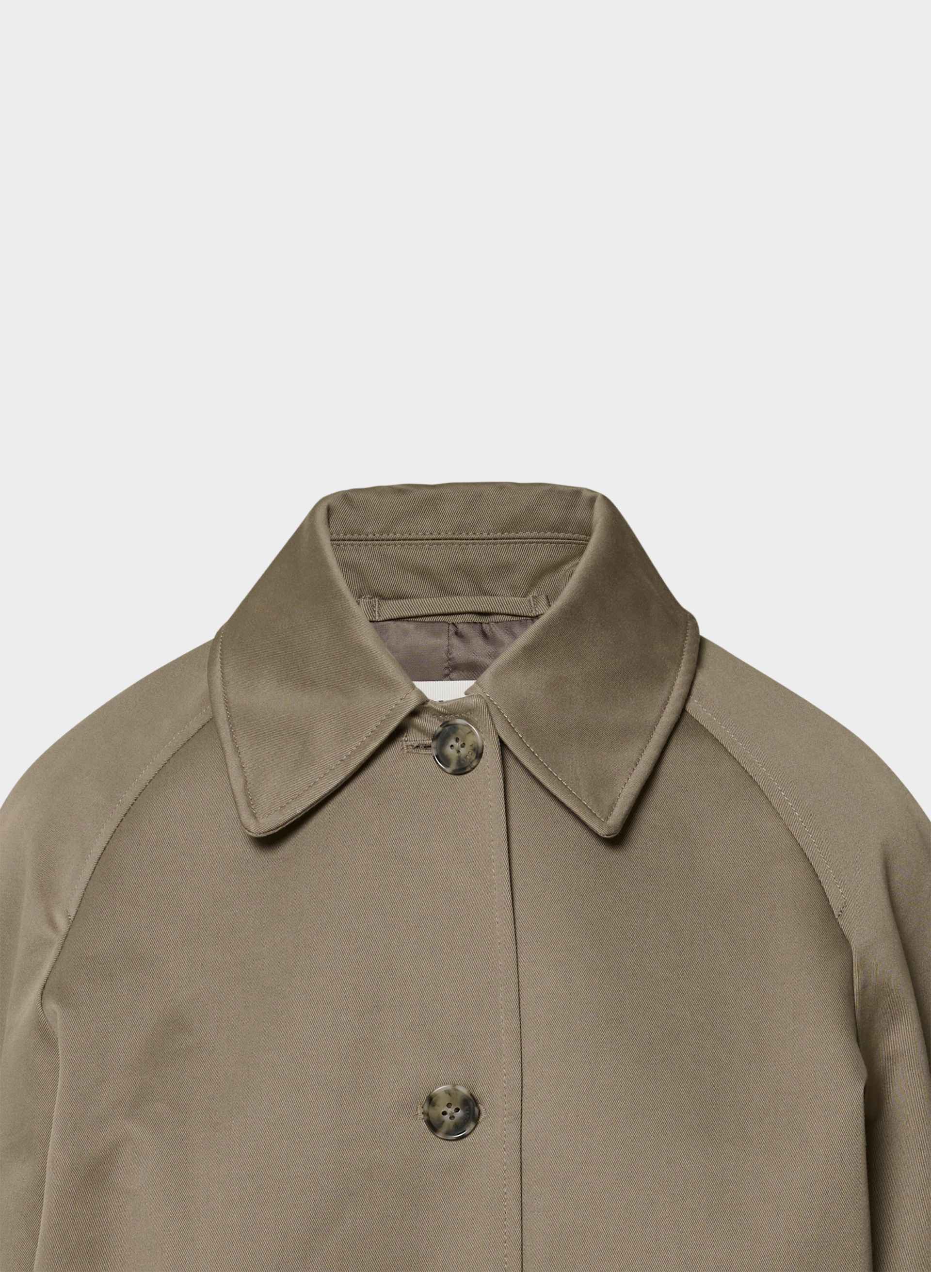 THE REGENT TRENCH COAT | Aritzia