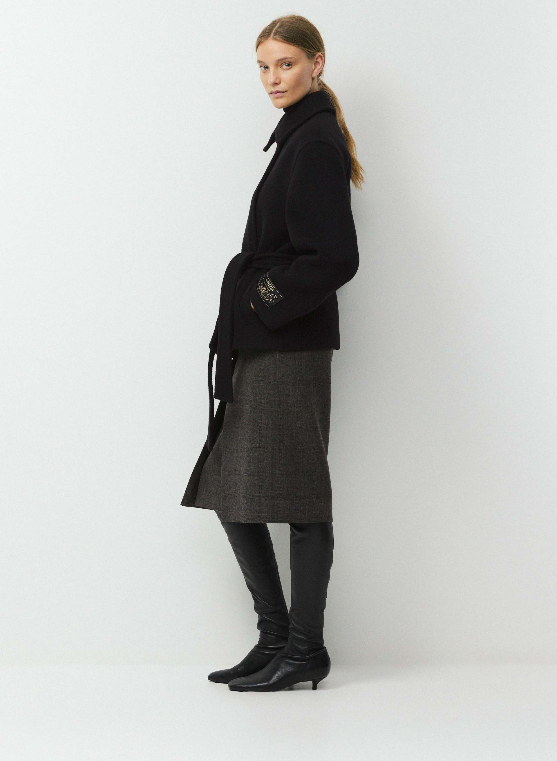 THE ELOWEN COAT | Aritzia