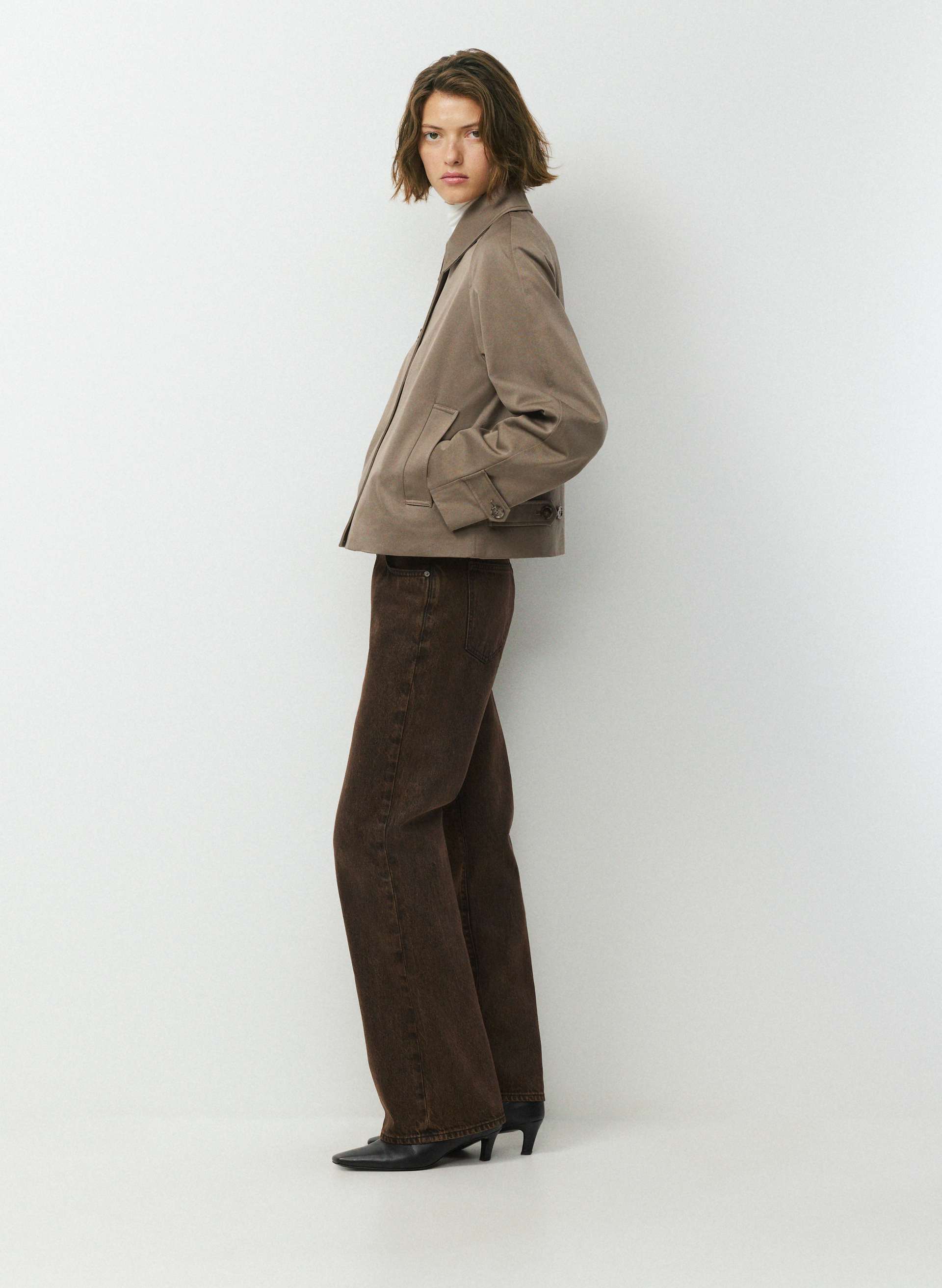 THE REGENT SHORT TRENCH COAT | Aritzia