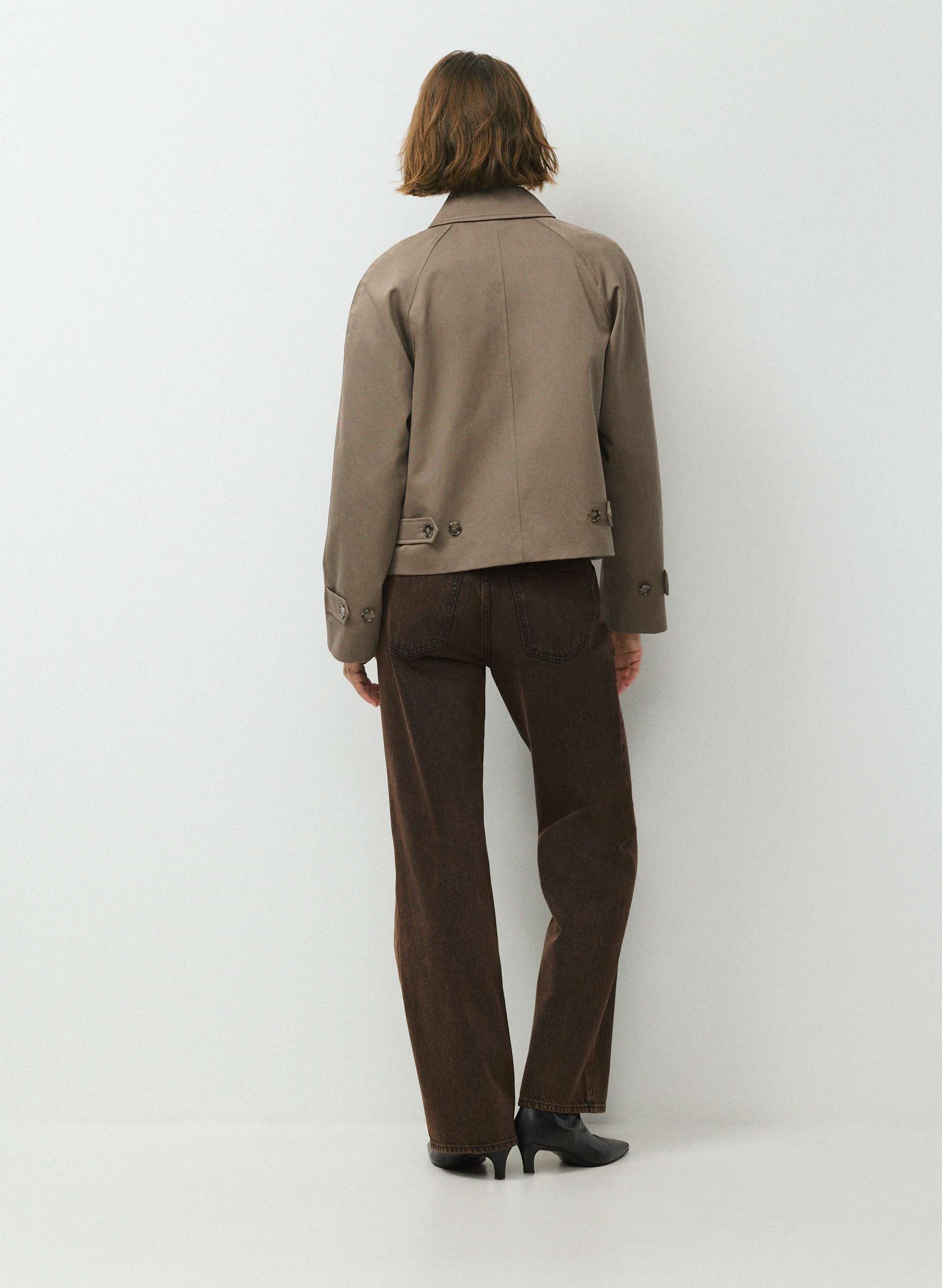 THE REGENT SHORT TRENCH COAT | Aritzia
