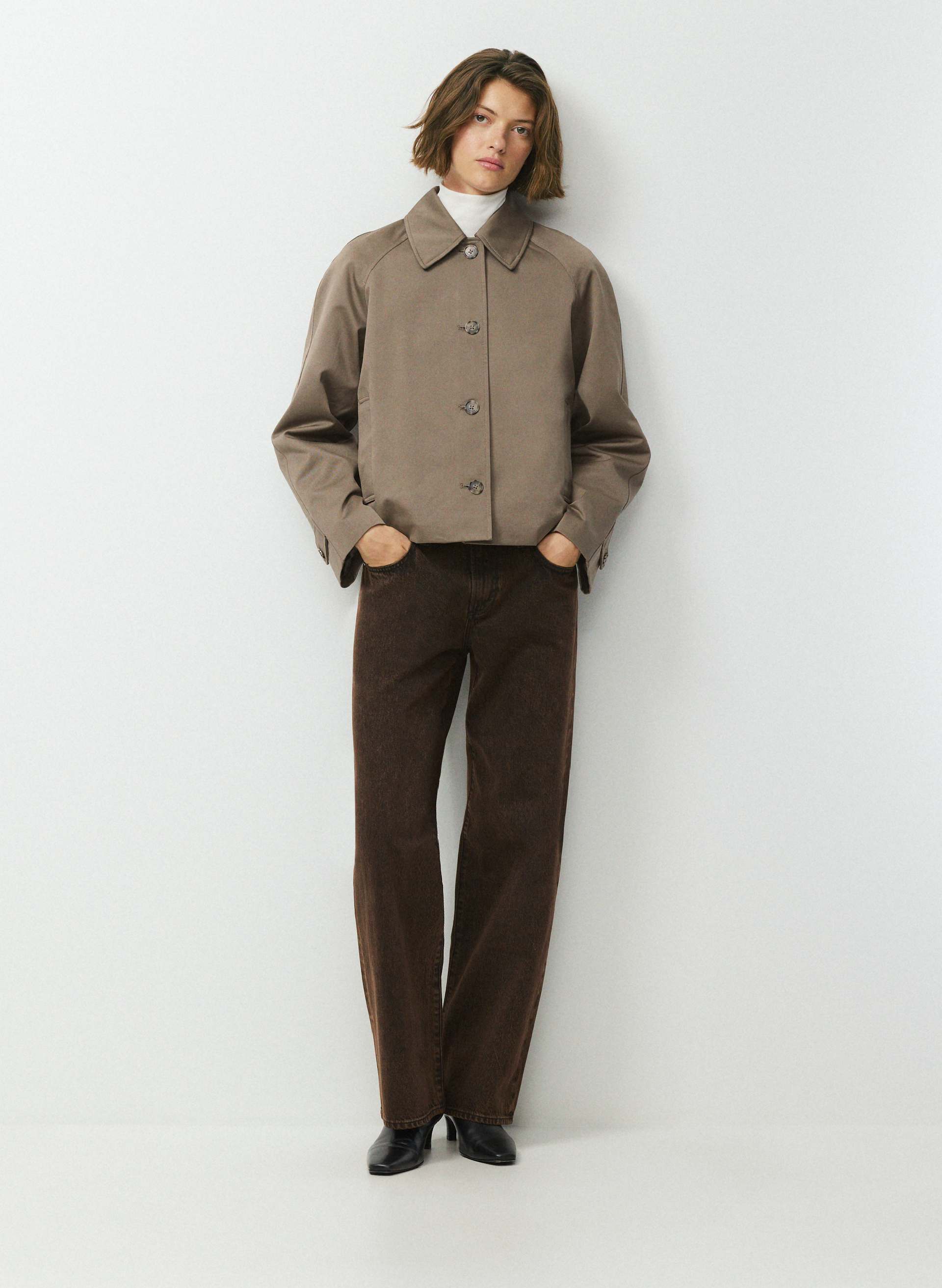 THE REGENT SHORT TRENCH COAT | Aritzia