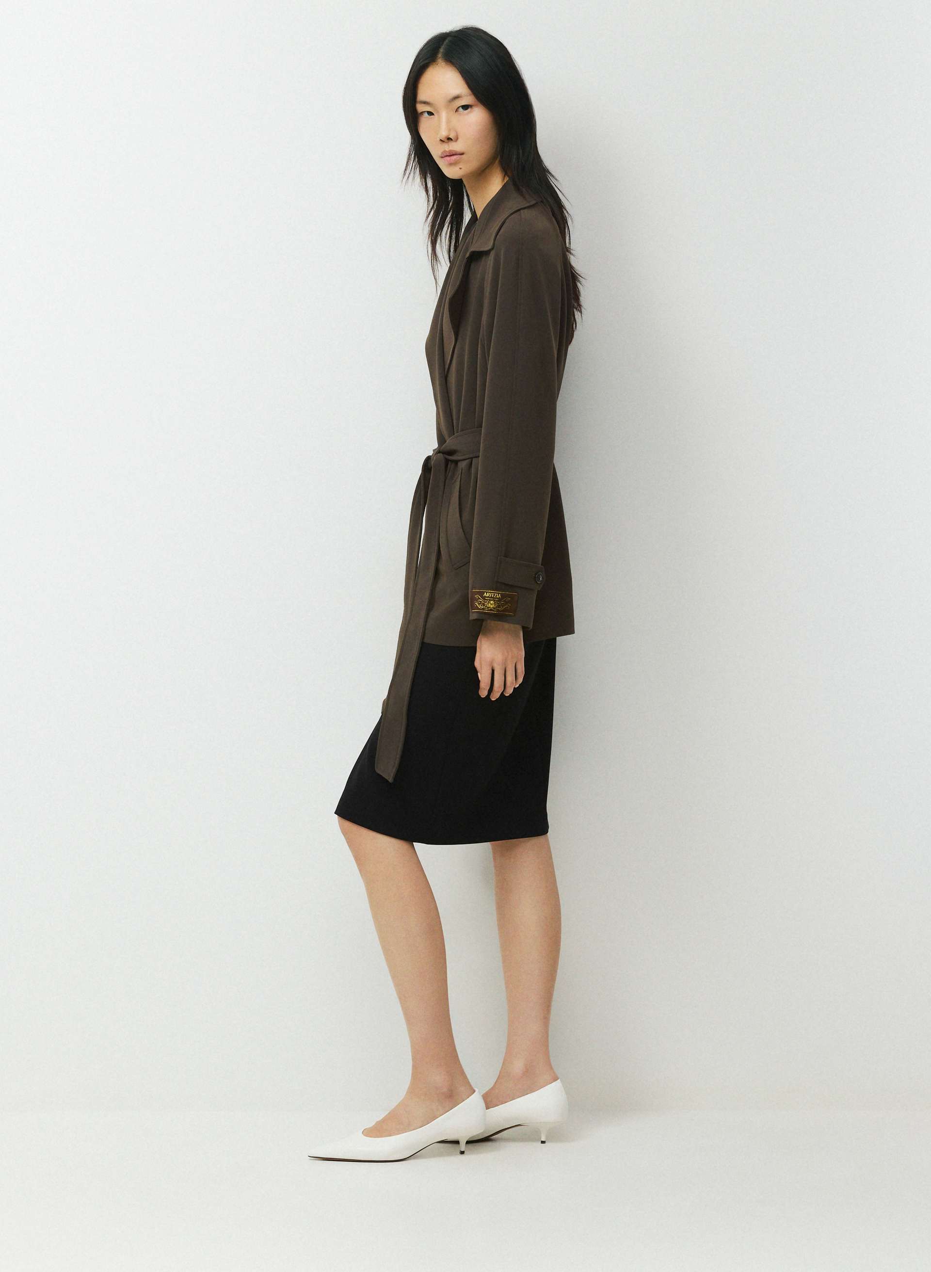 THE SPLENDOR MID TRENCH COAT | Aritzia