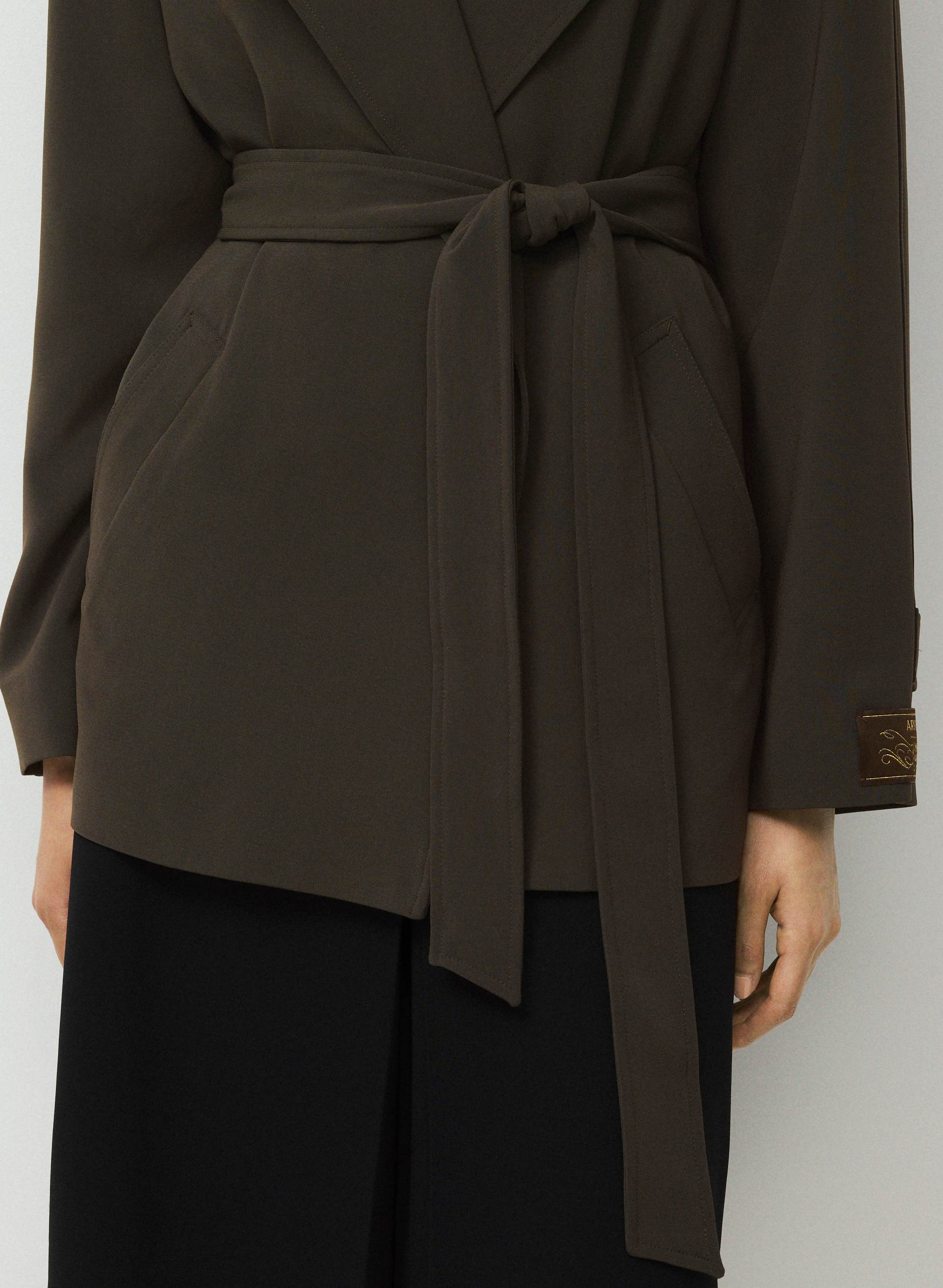 THE SPLENDOR MID TRENCH COAT | Aritzia