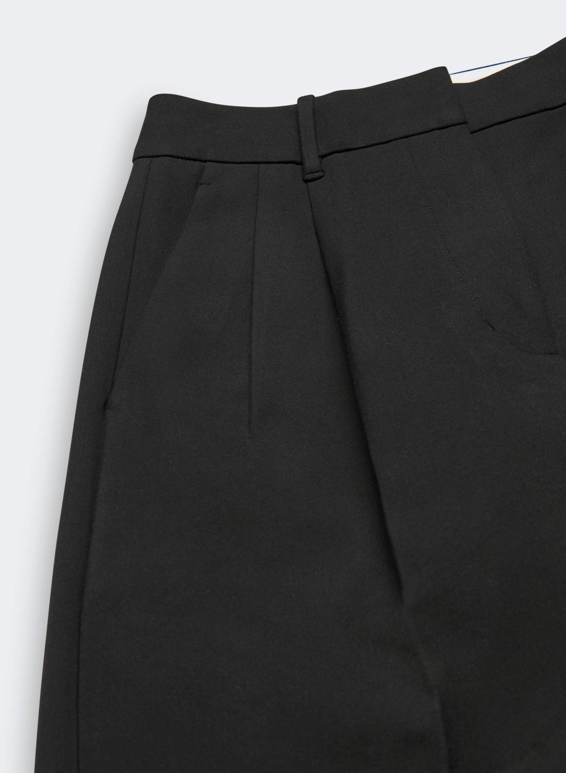 THE EFFORTLESS PANT™ | Aritzia