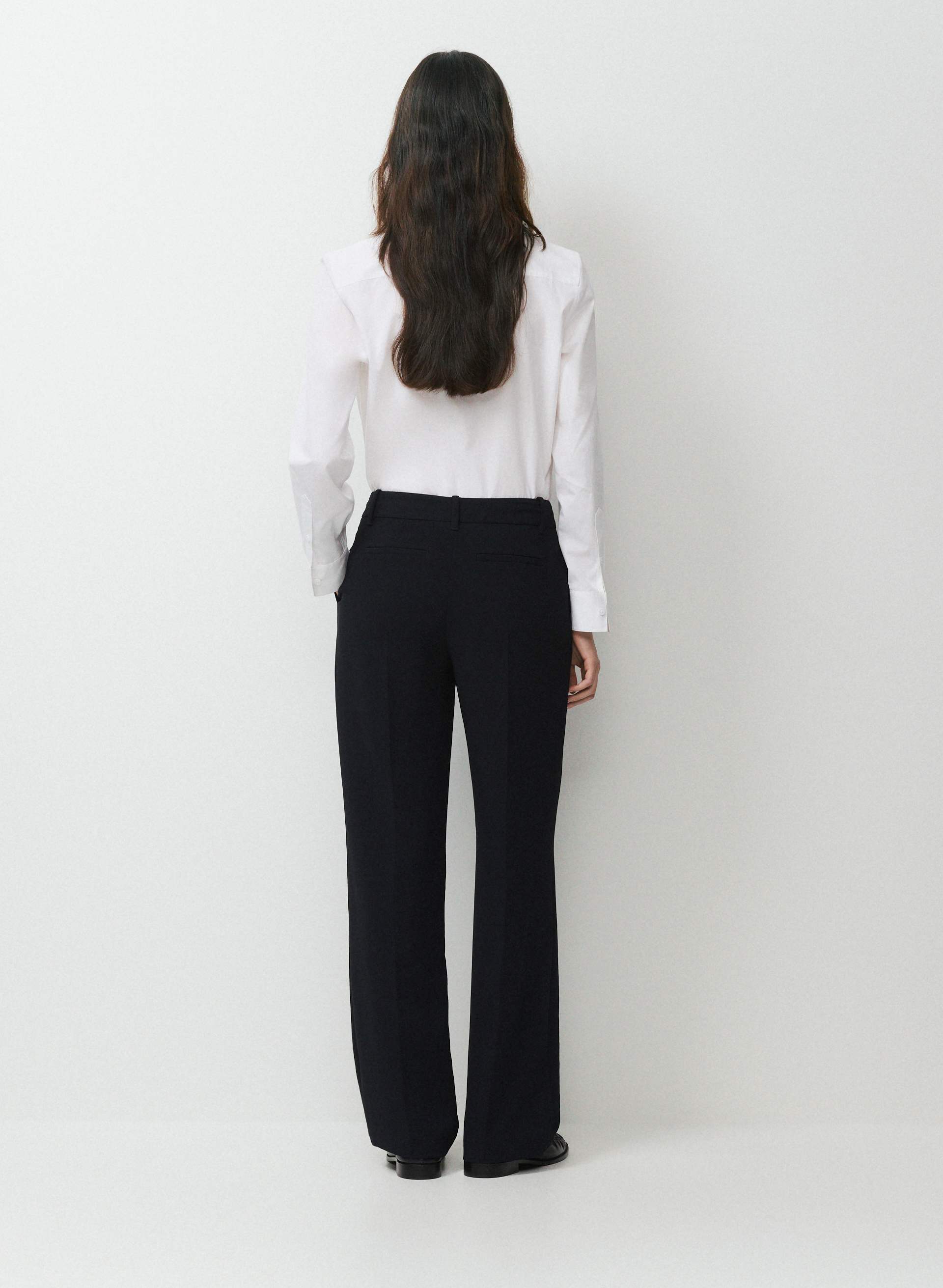 THE EFFORTLESS PANT™ LO-RISE | Aritzia