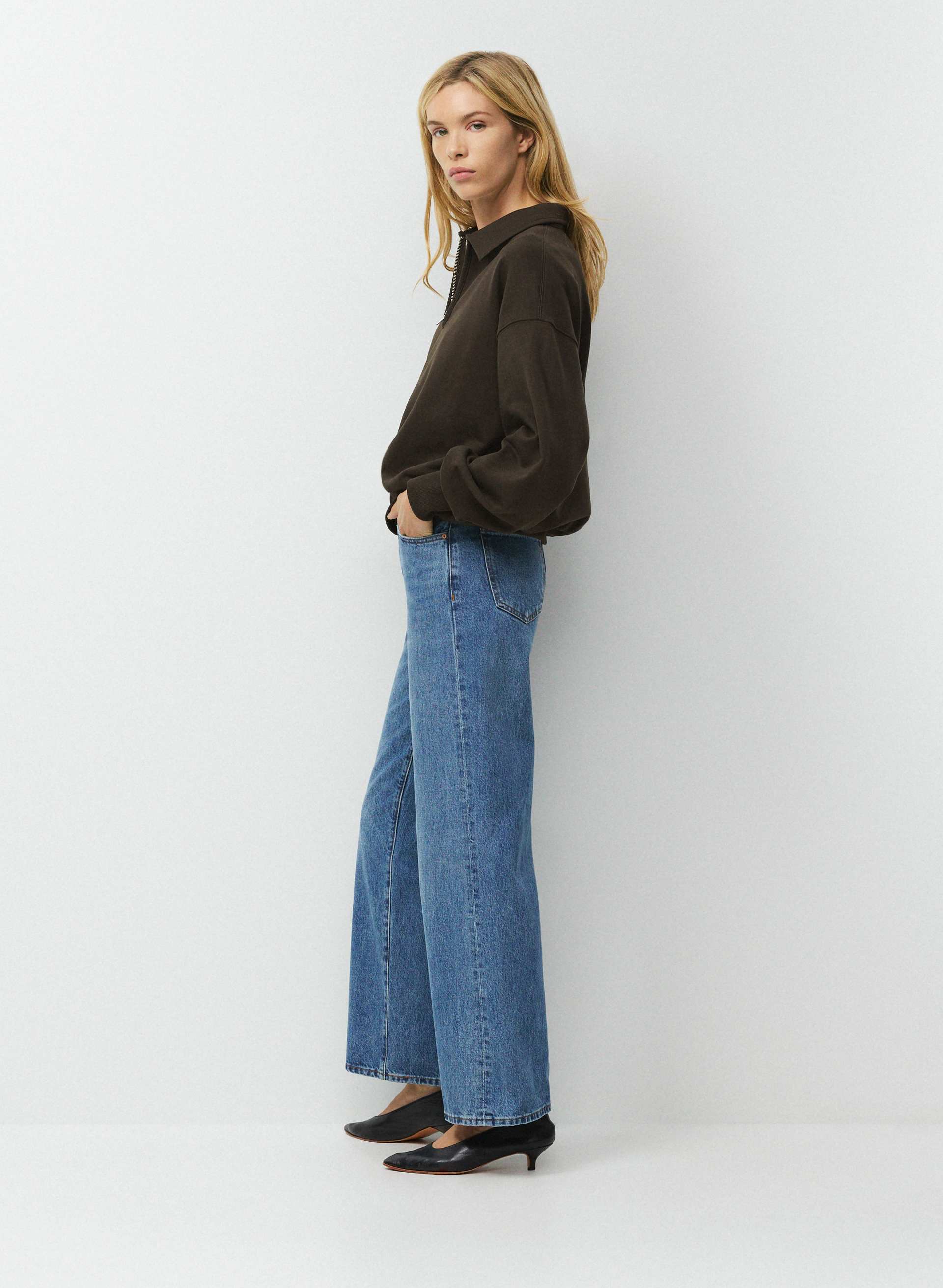 THE FARRAH HI-RISE WIDE JEAN | Aritzia