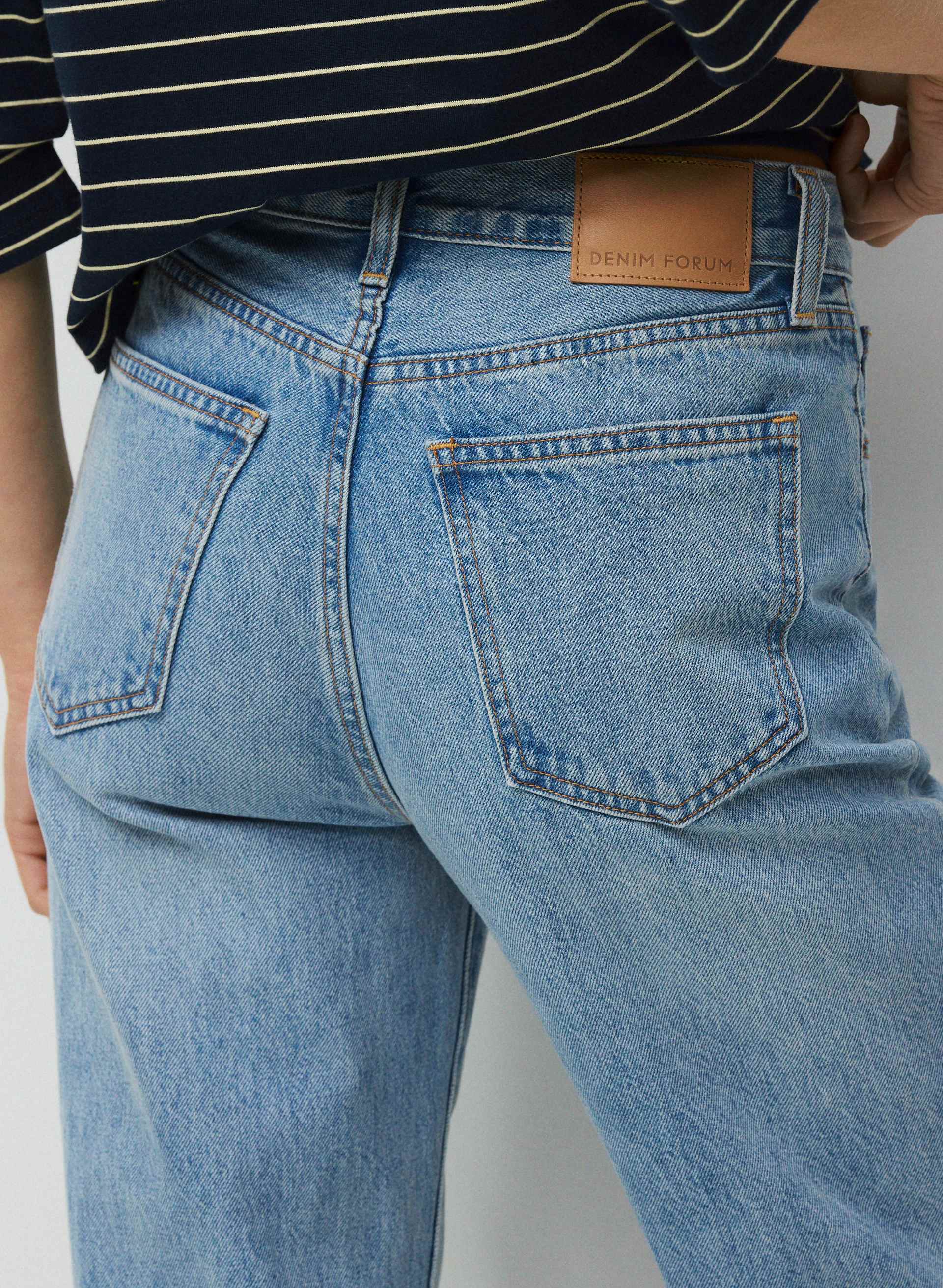 THE FARRAH HI-RISE WIDE JEAN | Aritzia