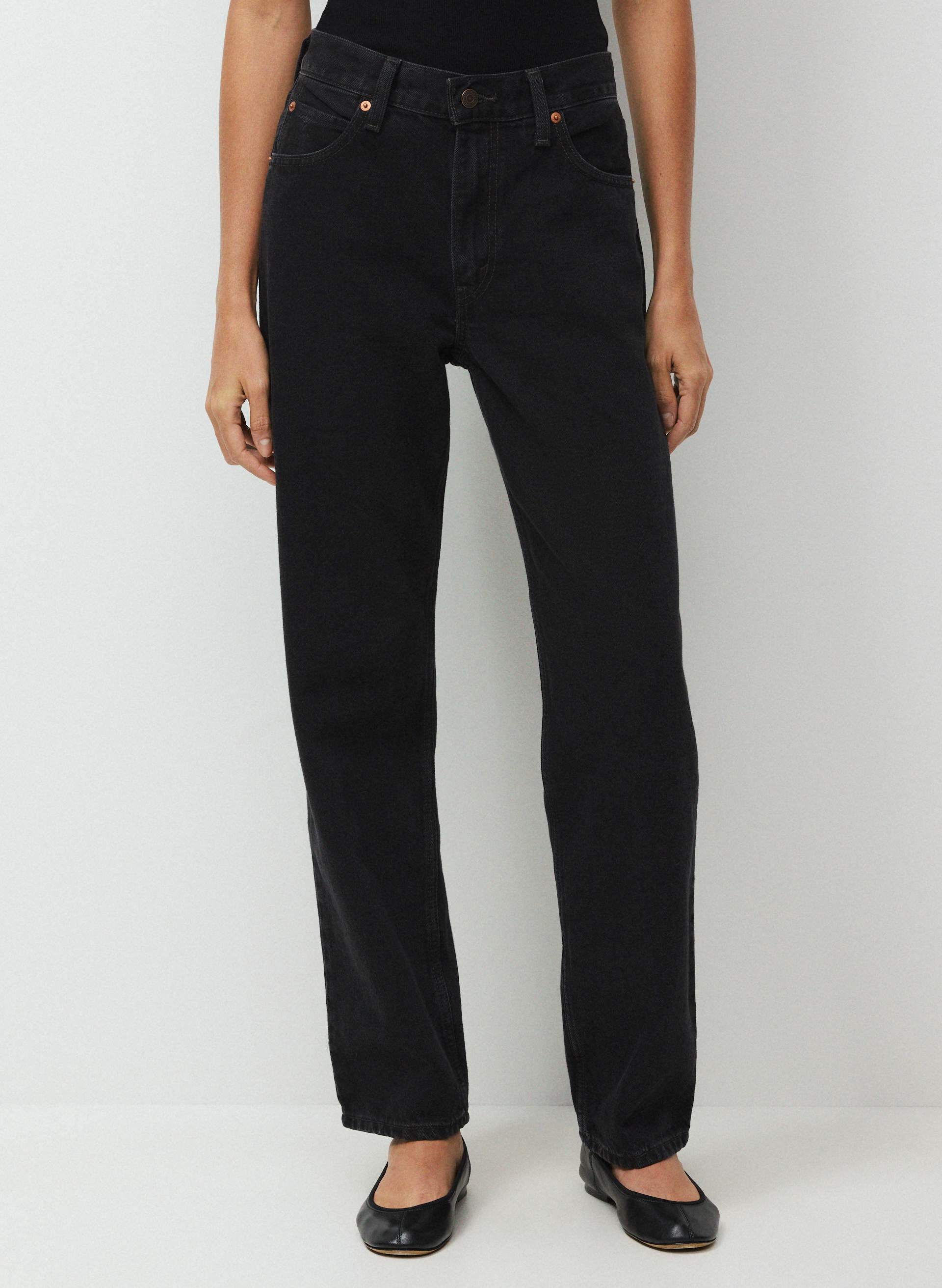 LEVI'S DAD JEAN - Non-stretch high-rise, straight-leg dad jeans made with 100% cotton. 