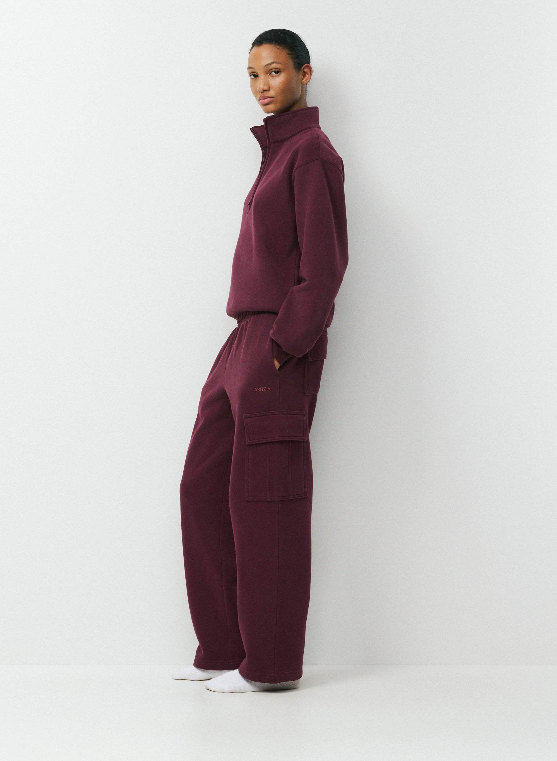 COZY SWEATFLEECE MEGA CARGO™ SWEATPANT - The original oversized wide-leg fleece cargo sweatpants. 