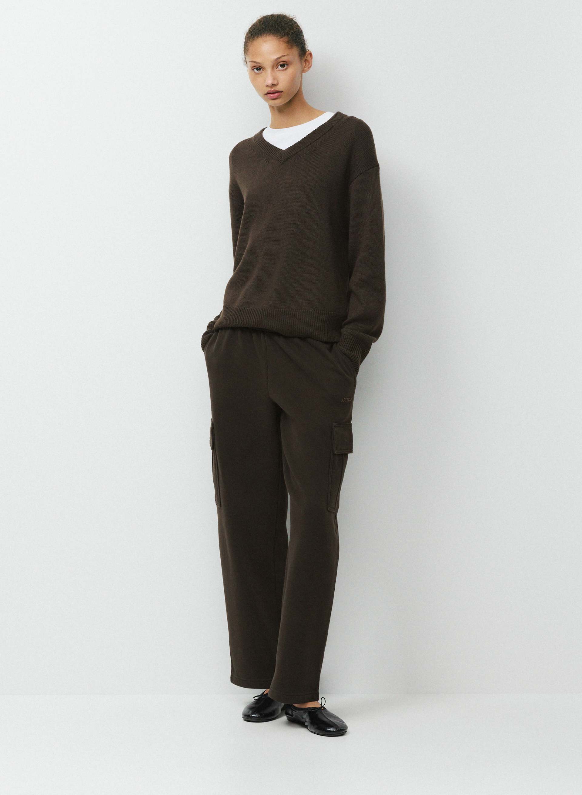 COZY SWEATFLEECE MEGA CARGO™ SWEATPANT - The original oversized wide-leg fleece cargo sweatpants. 
