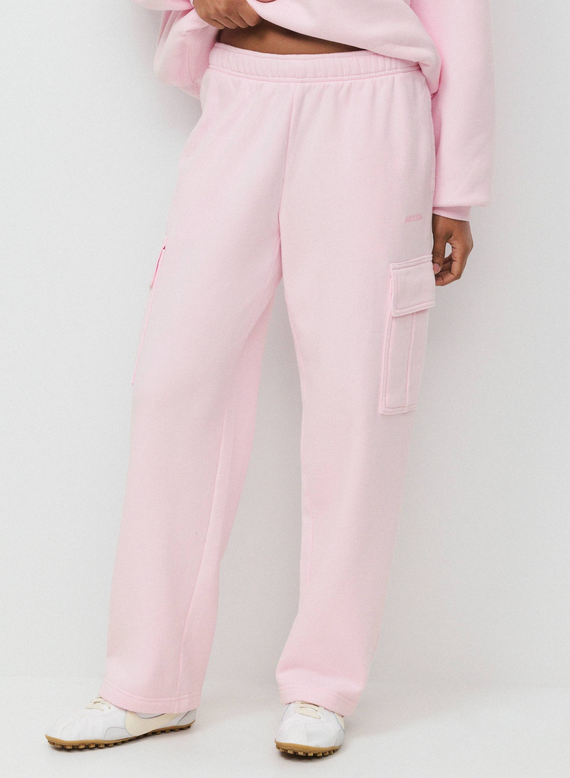 COZY SWEATFLEECE MEGA CARGO™ SWEATPANT - The original oversized wide-leg fleece cargo sweatpants. 