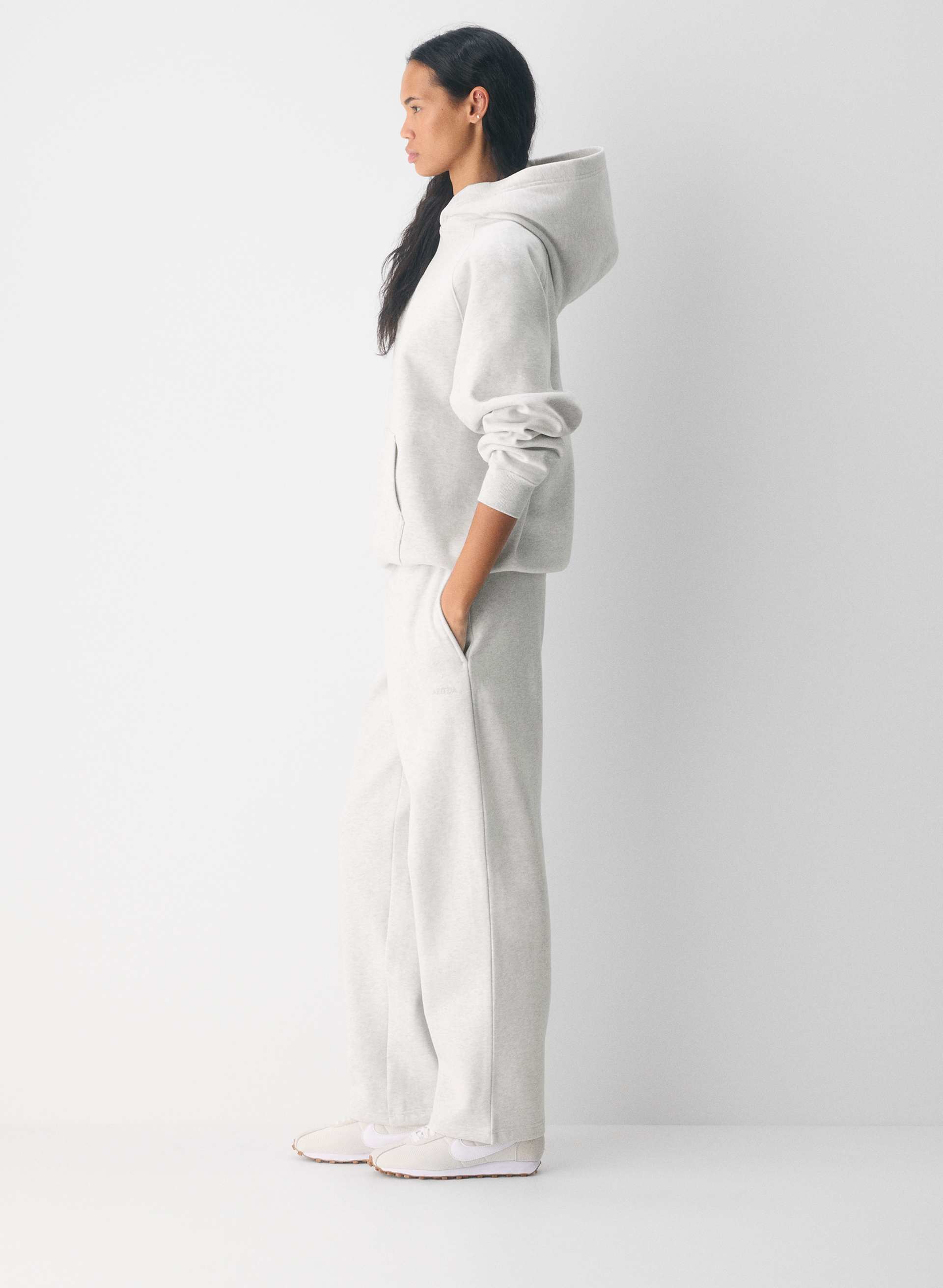 COZY SWEATFLEECE MEGA STRAIGHT™ SWEATPANT | Aritzia