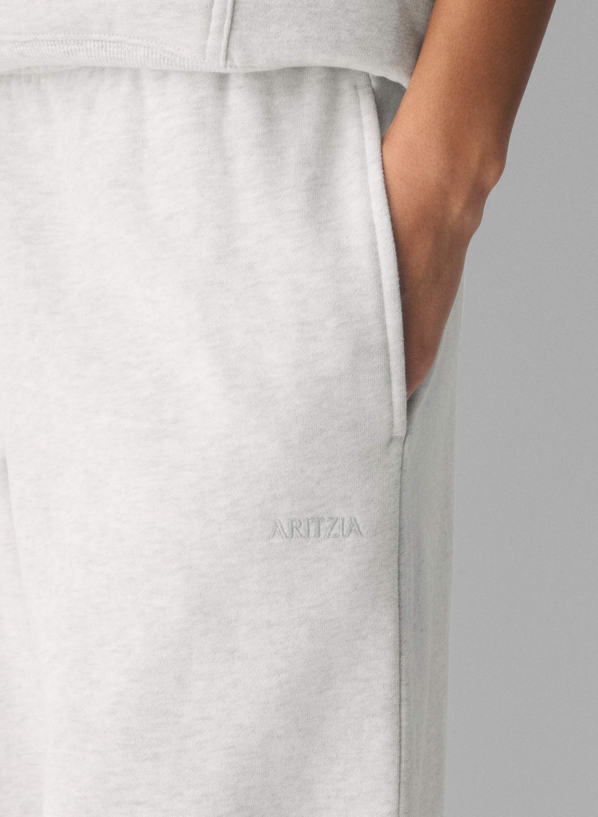 COZY SWEATFLEECE MEGA STRAIGHT™ SWEATPANT | Aritzia