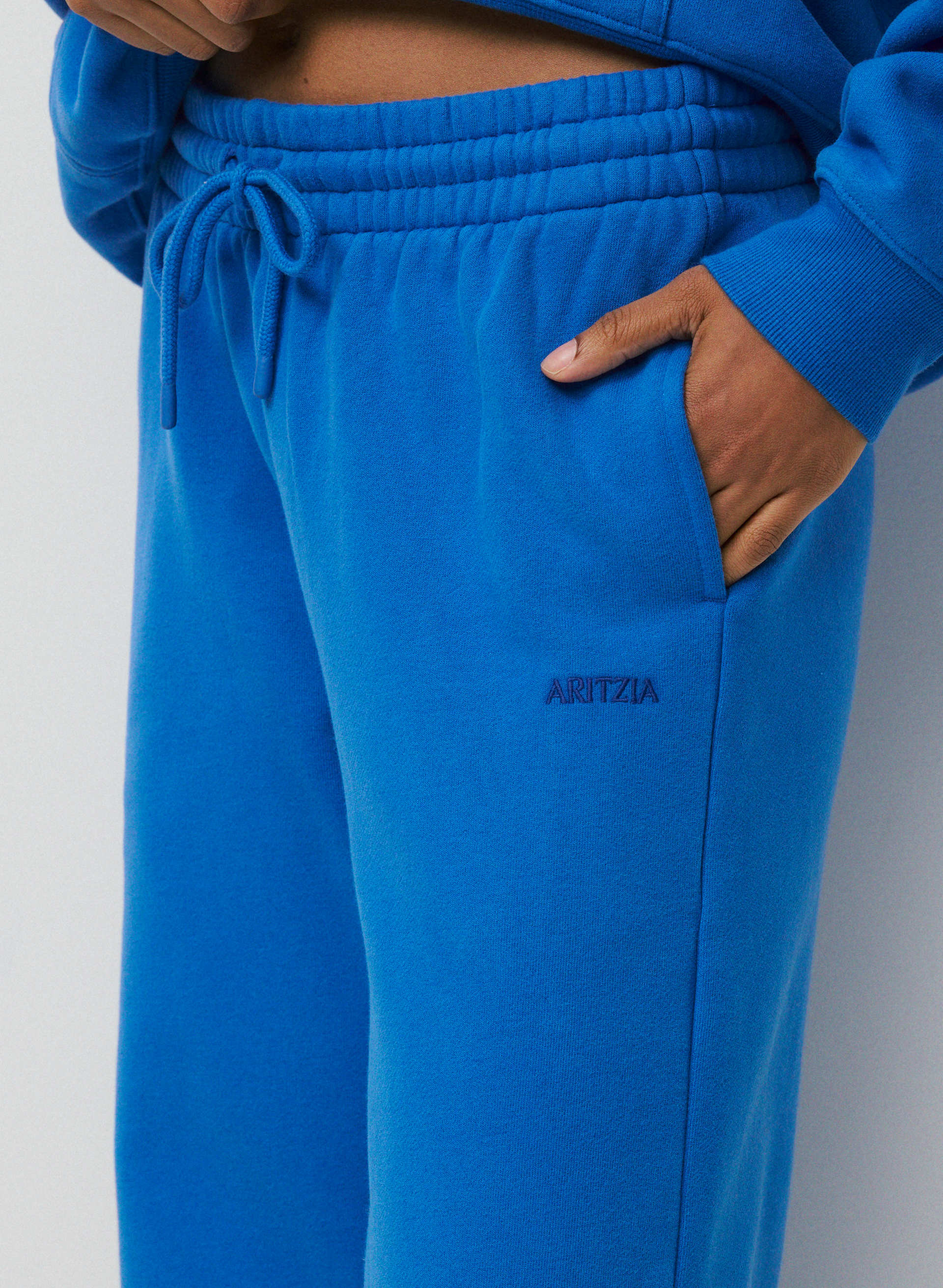 Cozy Sweatfleece Boyfriend Wide Sweatpant | Aritzia US