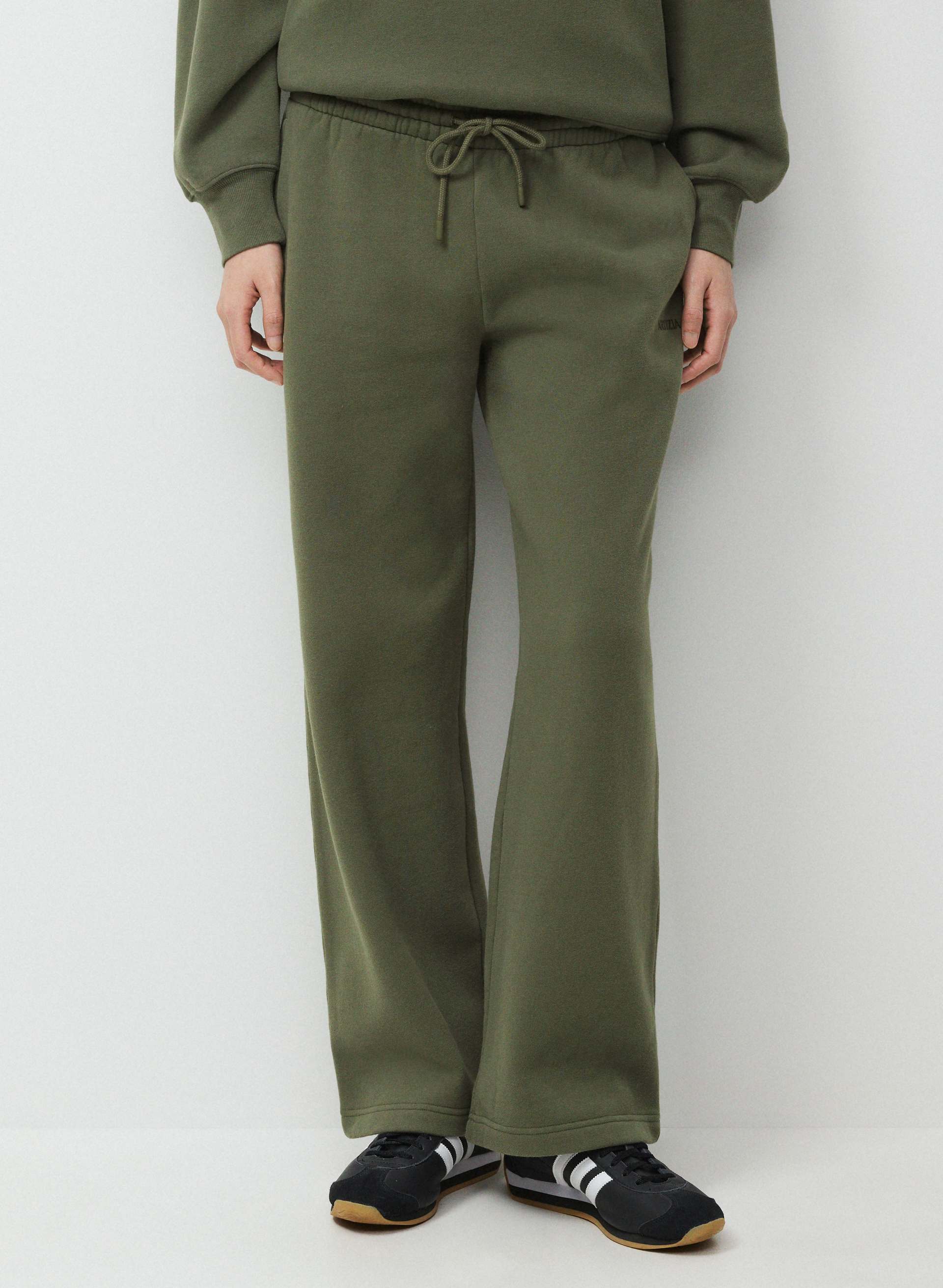 COZY SWEATFLEECE BOYFRIEND WIDE SWEATPANT | Aritzia
