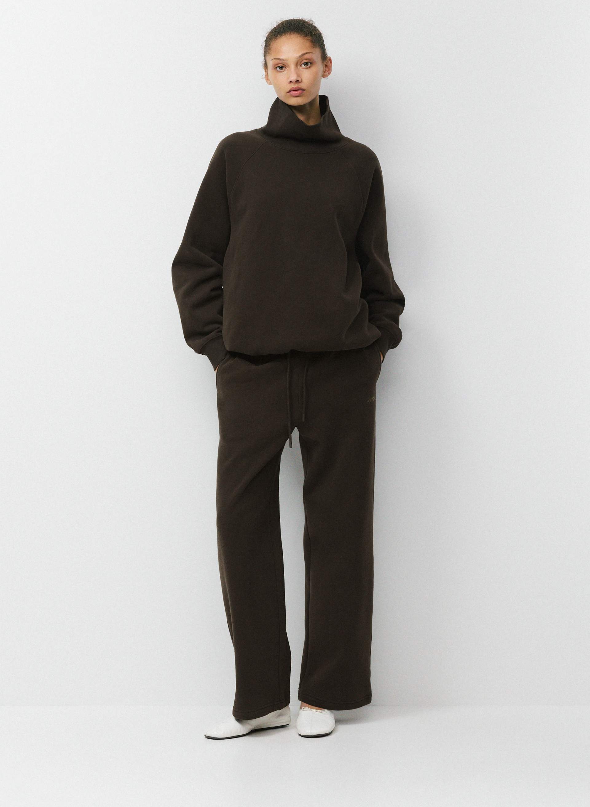 COZY SWEATFLEECE BOYFRIEND WIDE SWEATPANT - Perfected wide-leg fleece sweatpants. 
