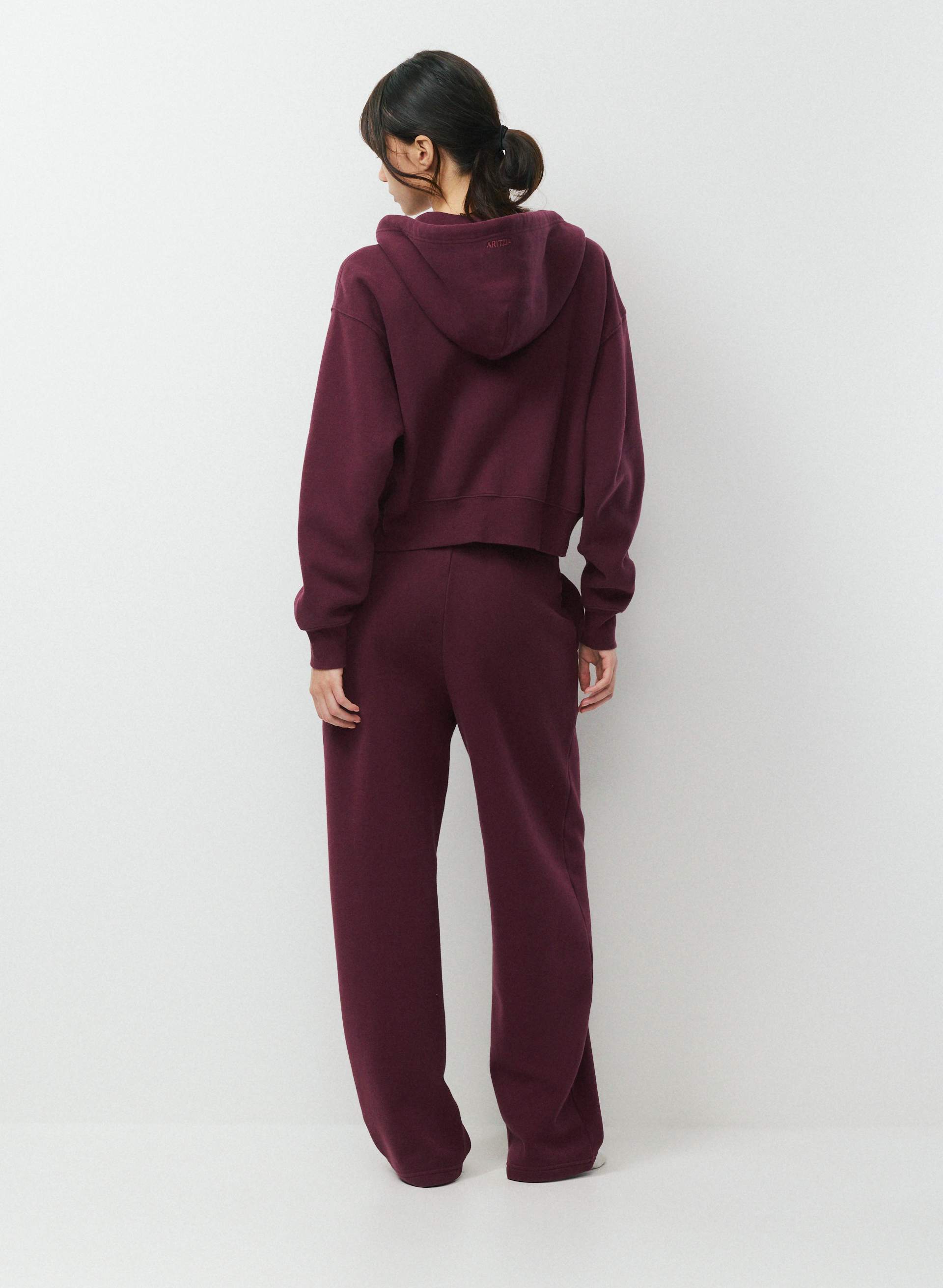 COZY SWEATFLEECE BOYFRIEND BARREL SWEATPANT | Aritzia