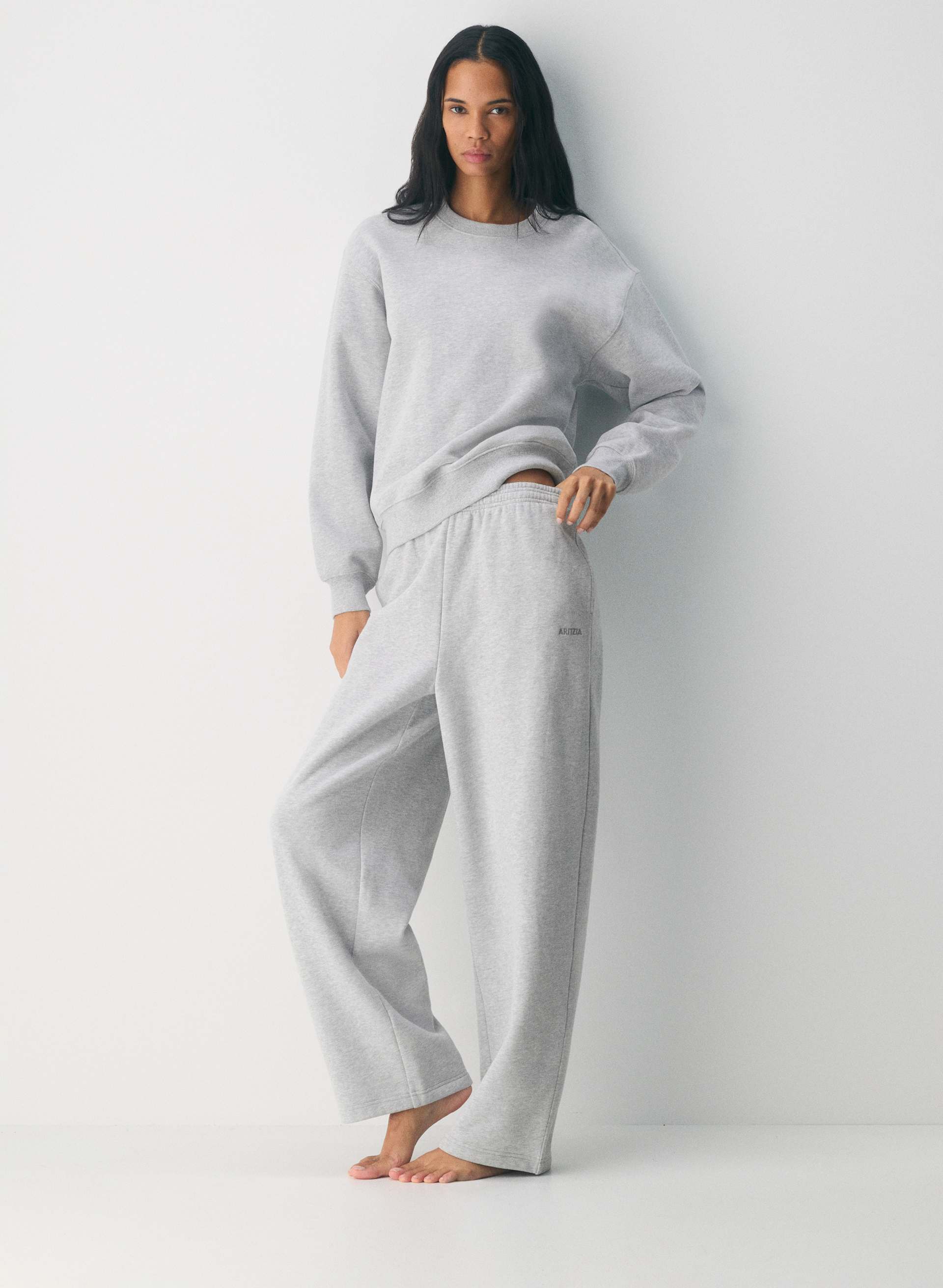 Cozy Sweatfleece Boyfriend Barrel Sweatpant | Aritzia US