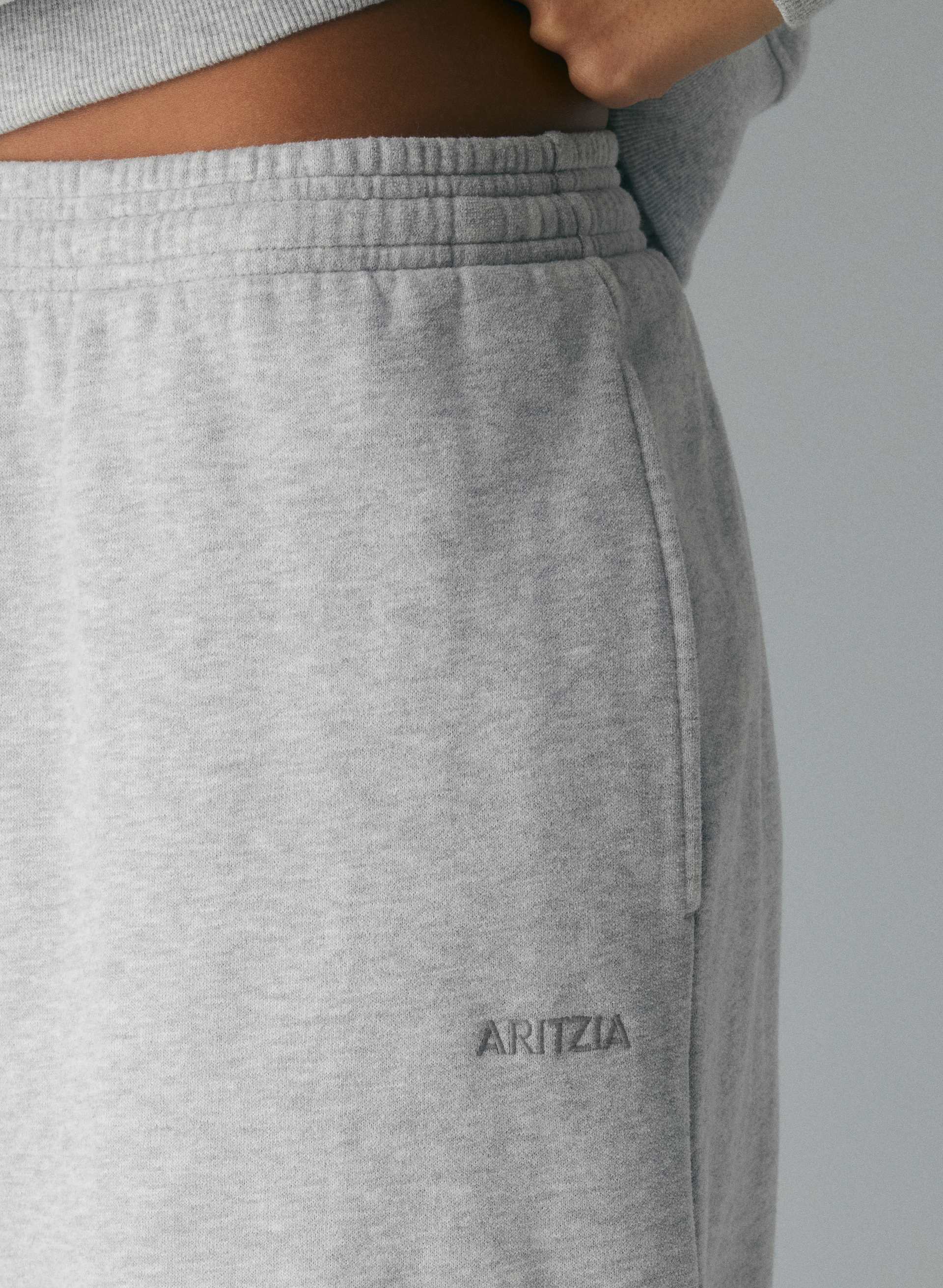 PANTALON BOYFR. J. BARIL - MOLLETON DOUILLET | Aritzia