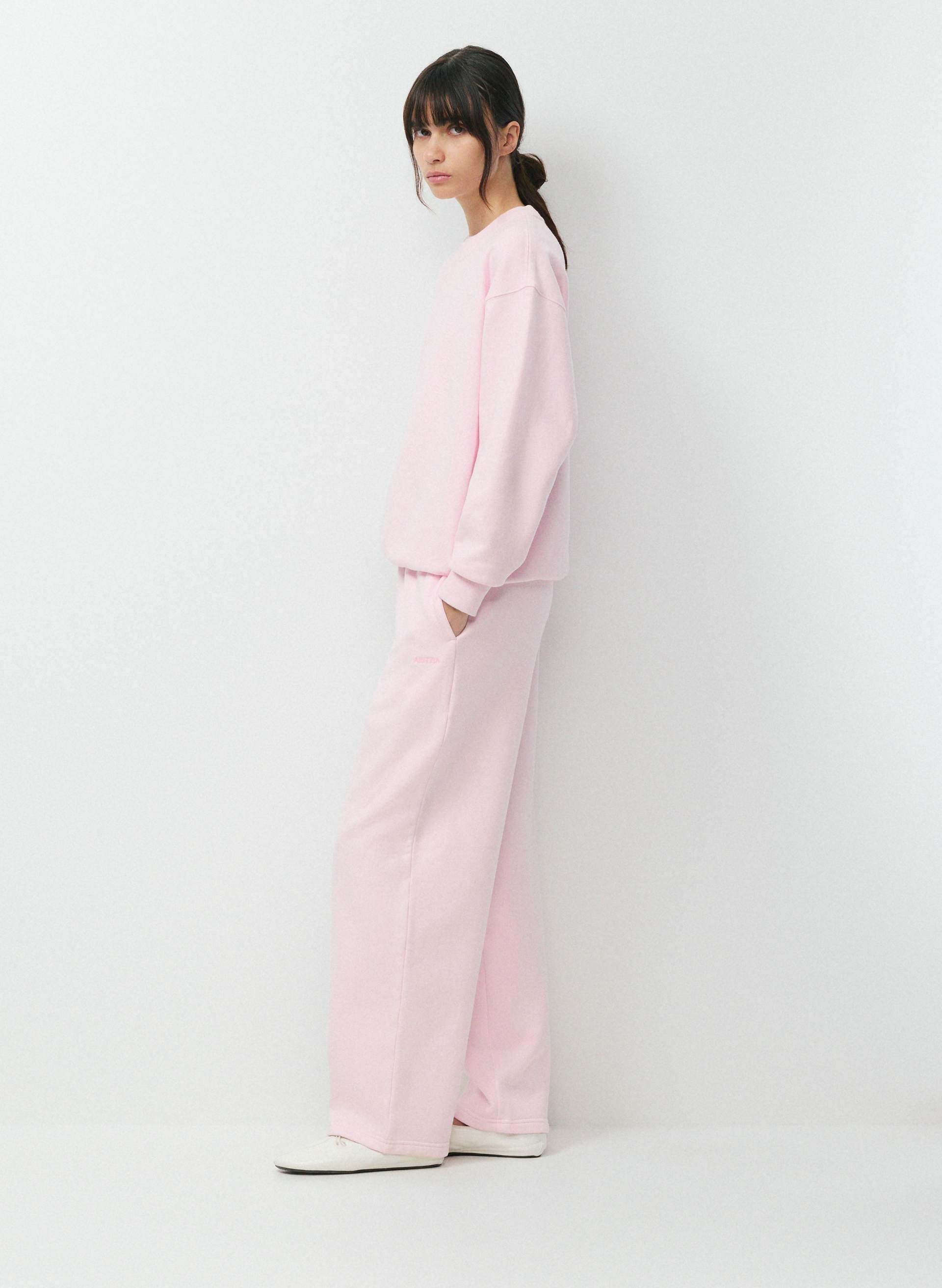 COZY SWEATFLEECE BOYFRIEND BARREL SWEATPANT | Aritzia