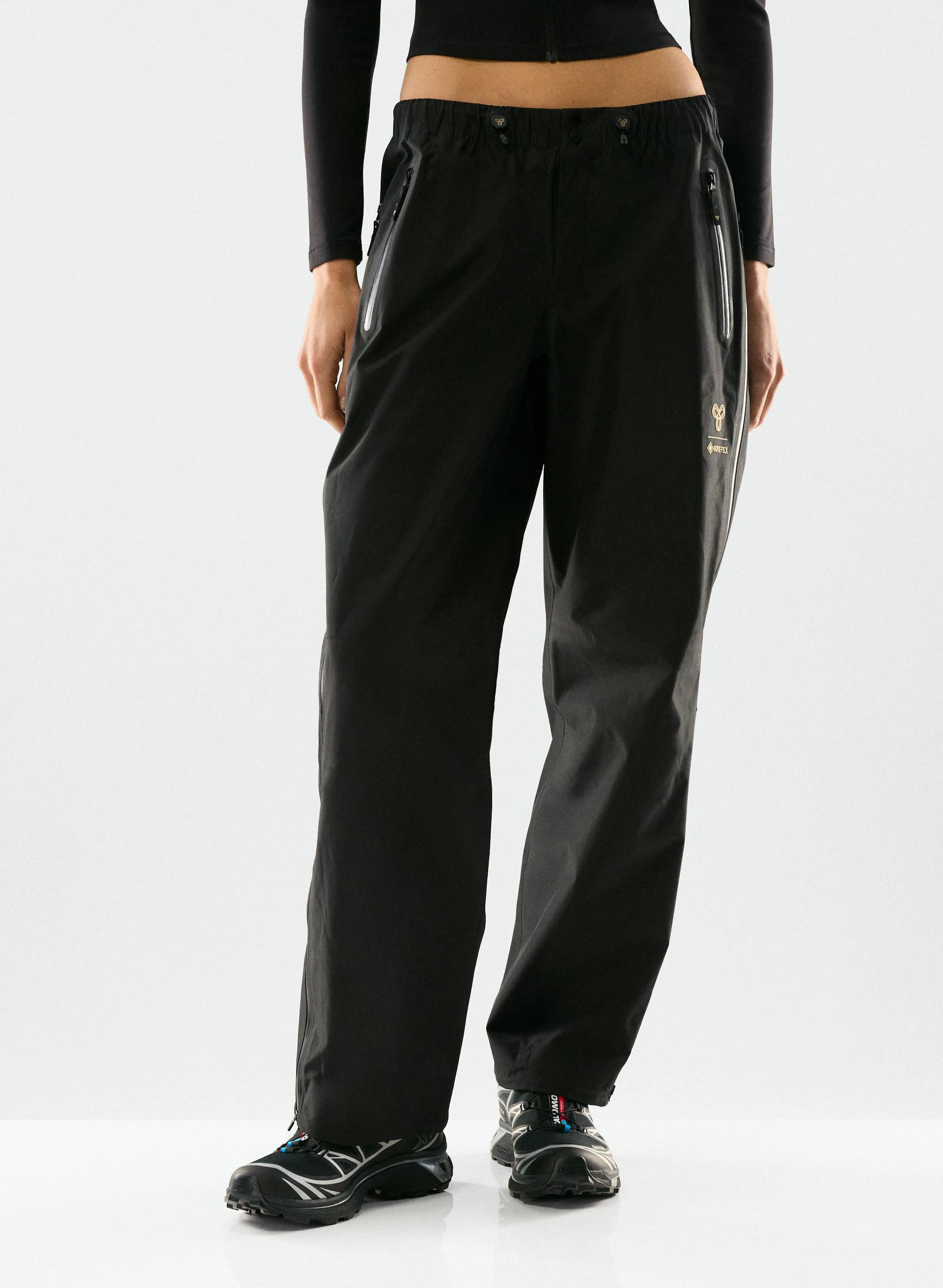 GORE-TEX® FACTOR PANT - 3-layer waterproof and windproof GORE-TEX® pants. 