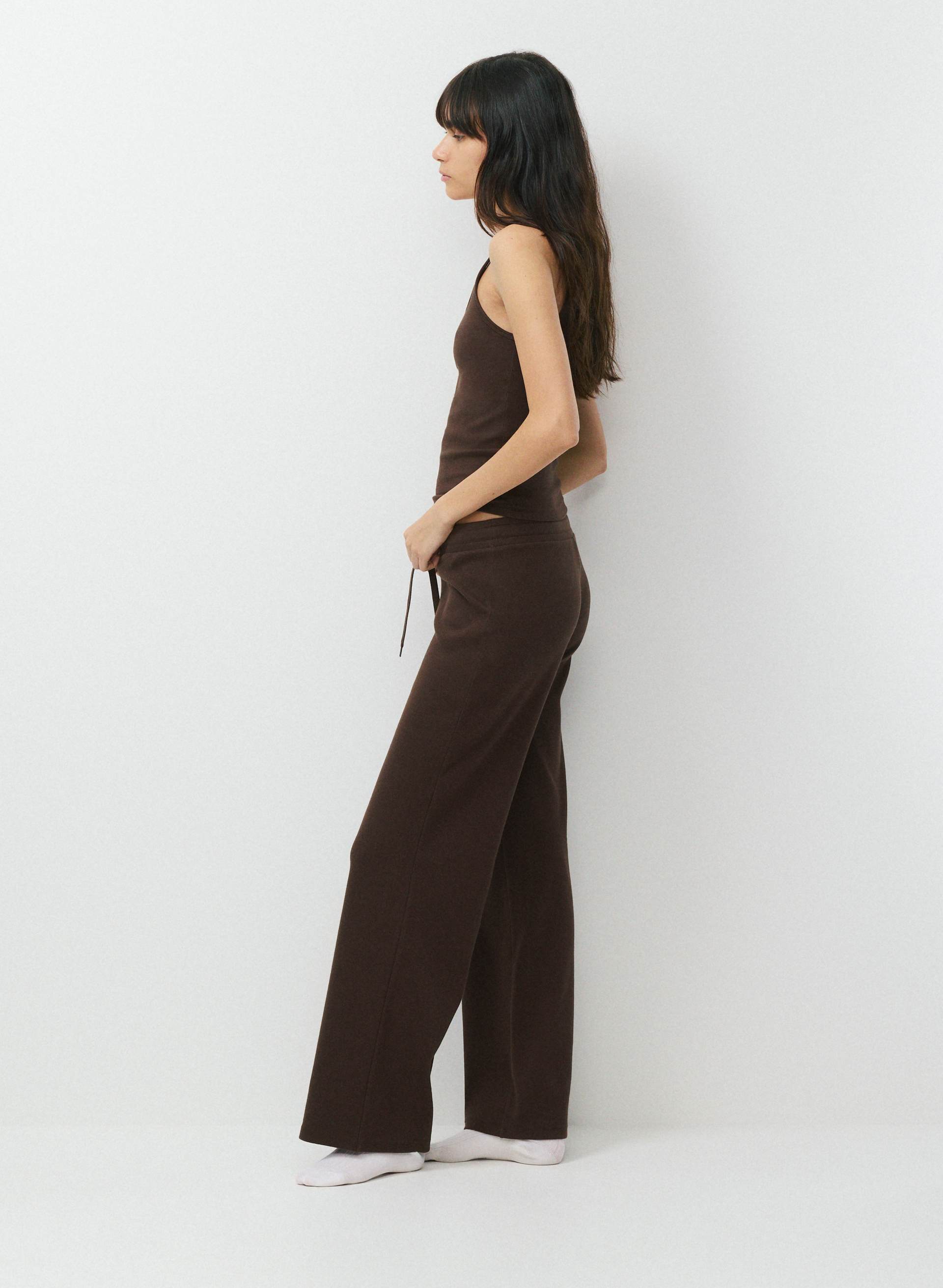 HomeStretch™ Rib Kickback Pant | Aritzia CA