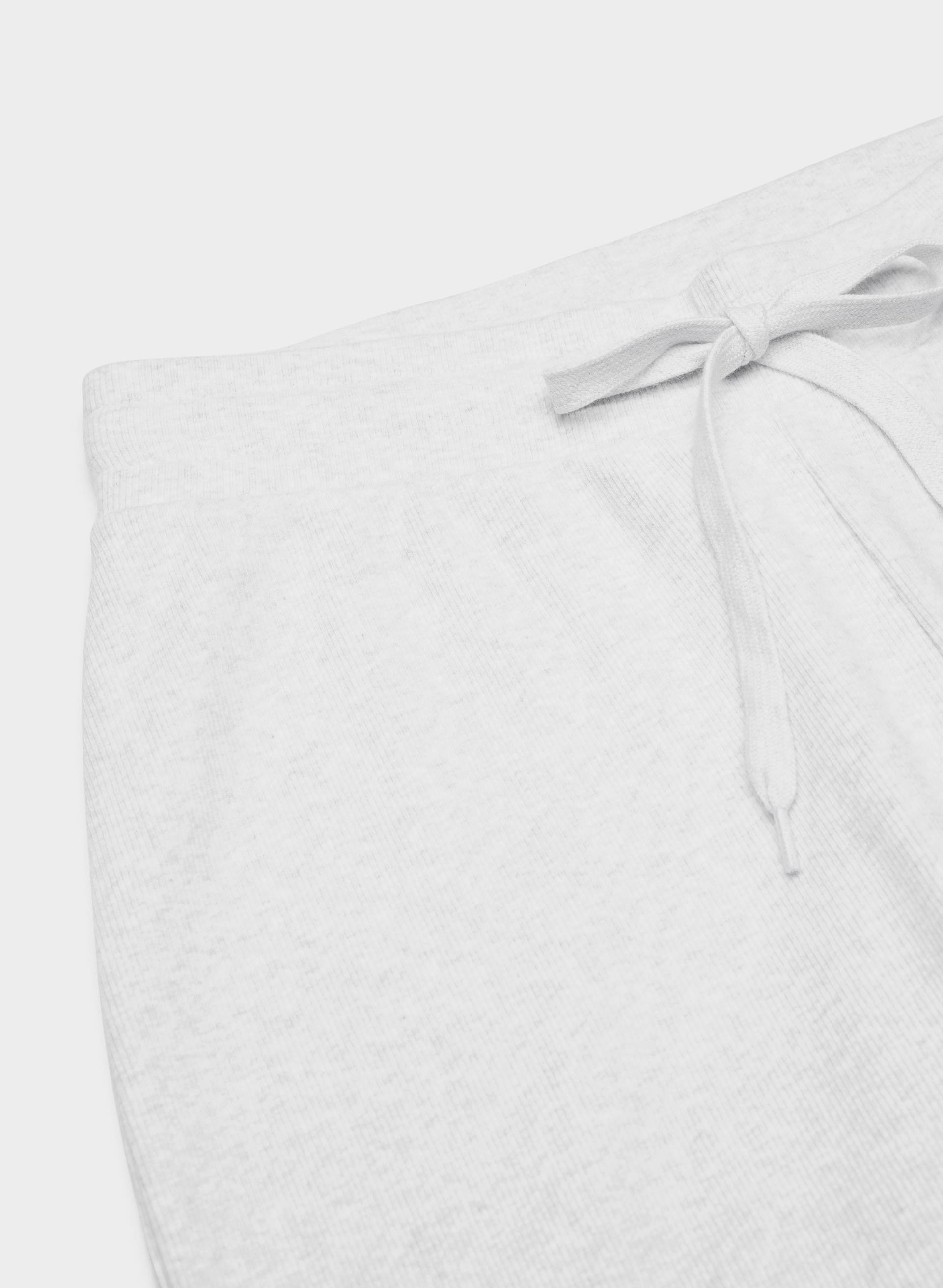 HOMESTRETCH™ RIB KICKBACK PANT | Aritzia