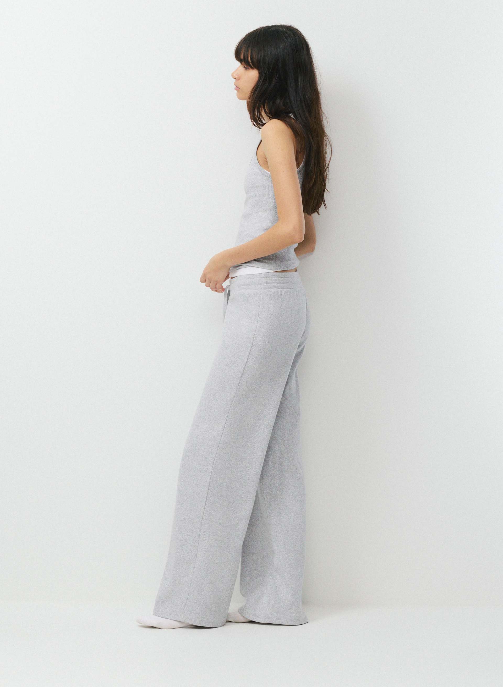 HomeStretch™ Rib Kickback Pant | Aritzia US