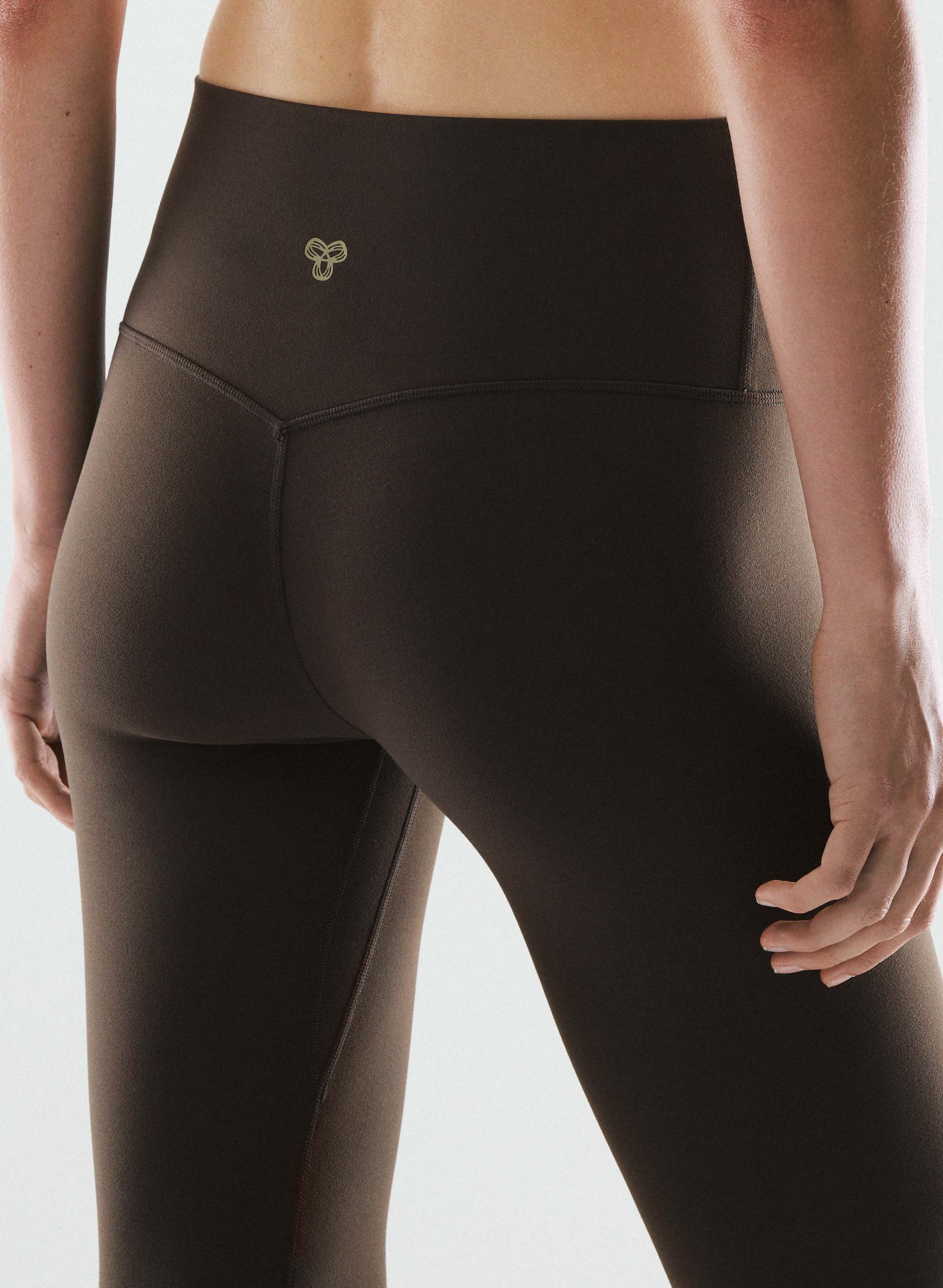 LEGGING CHEEKY 66 CM T. HAUTE - BUTTER | Aritzia