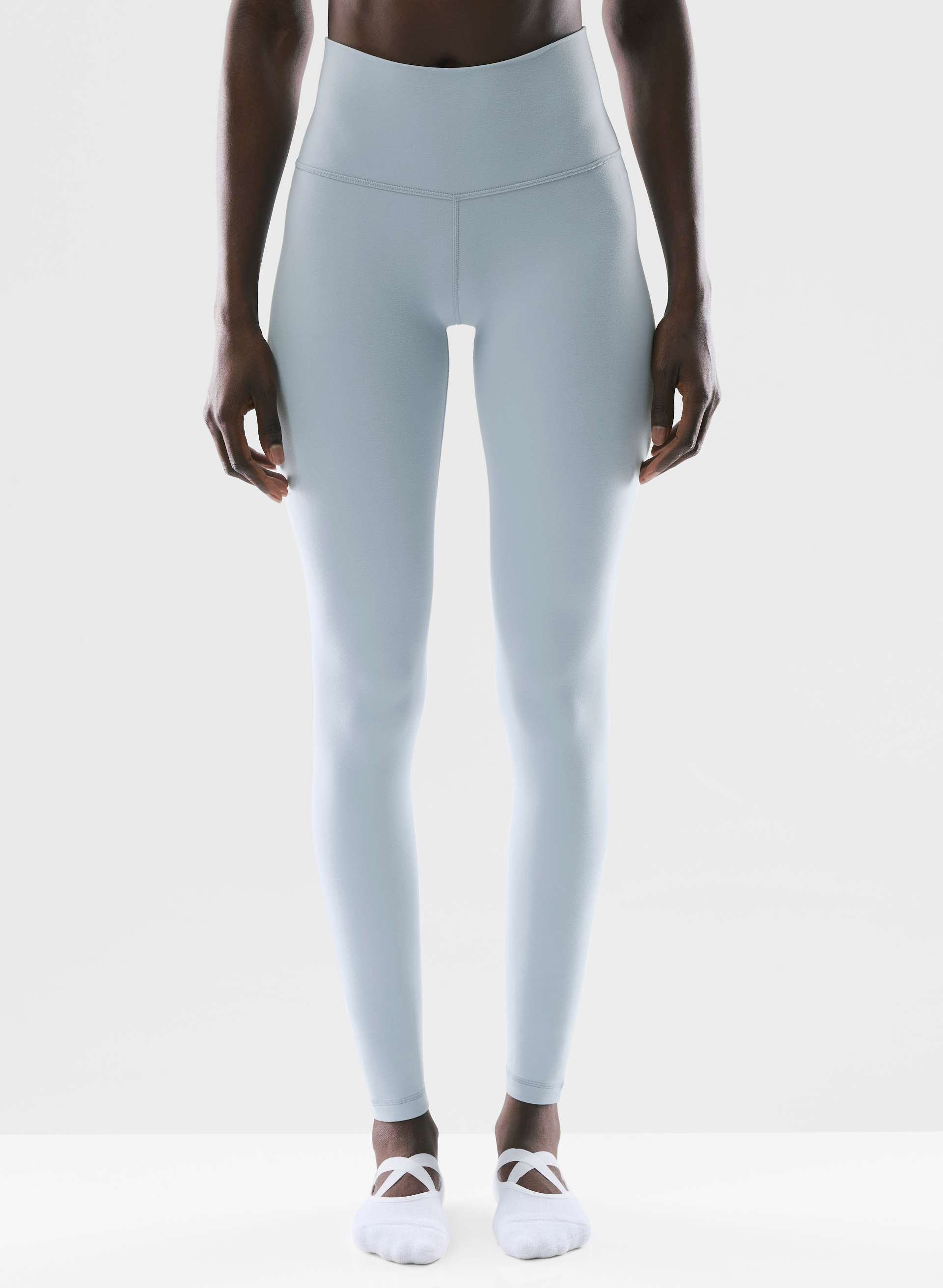 BUTTER CHEEKY HI-RISE 28" LEGGING - Sweat-wicking high-rise cheeky leggings. 