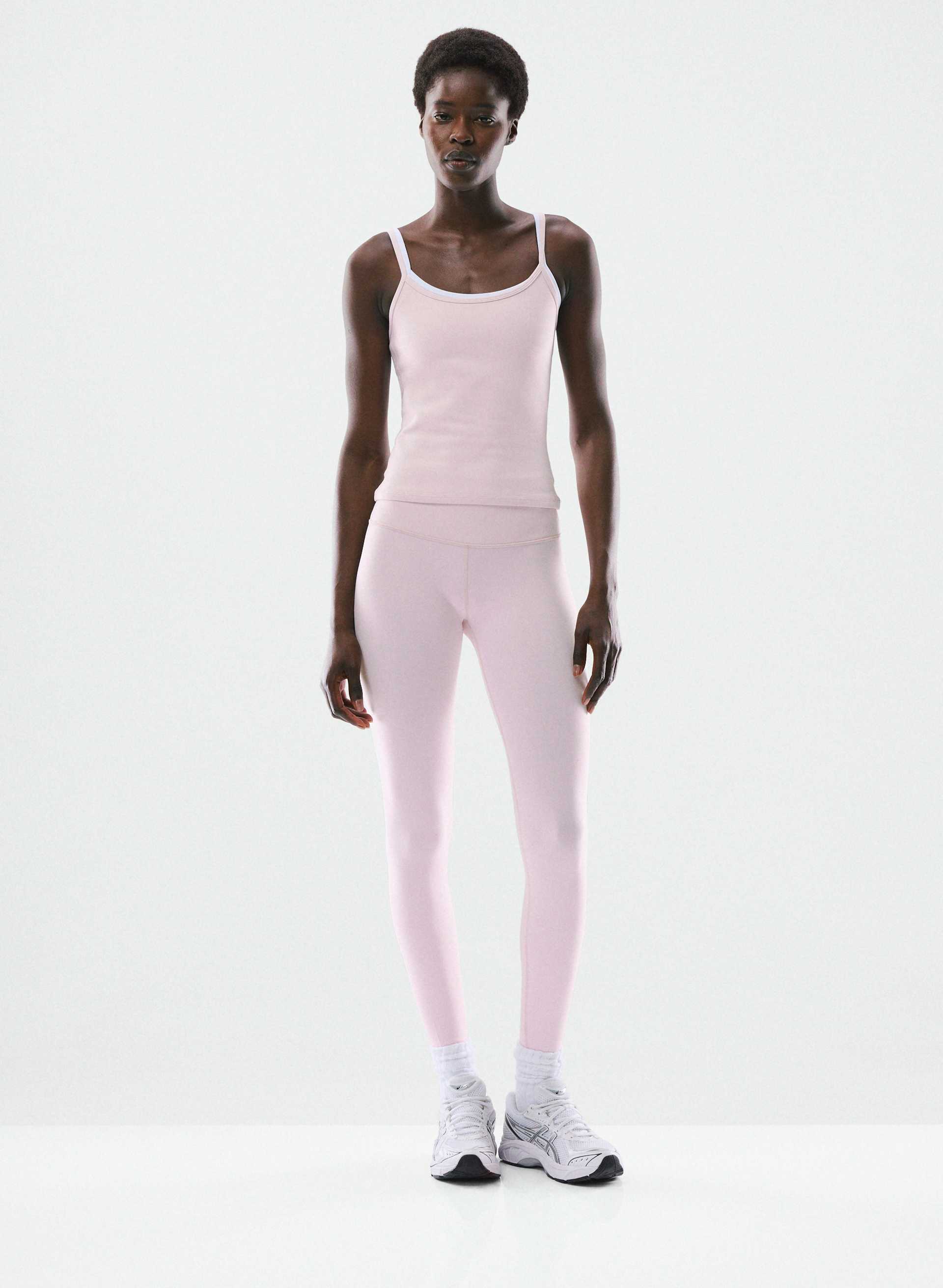 LIFE ATMOSPHERE HI-RISE 26" LEGGING - High-rise leggings with a smoothing, wide waistband. 