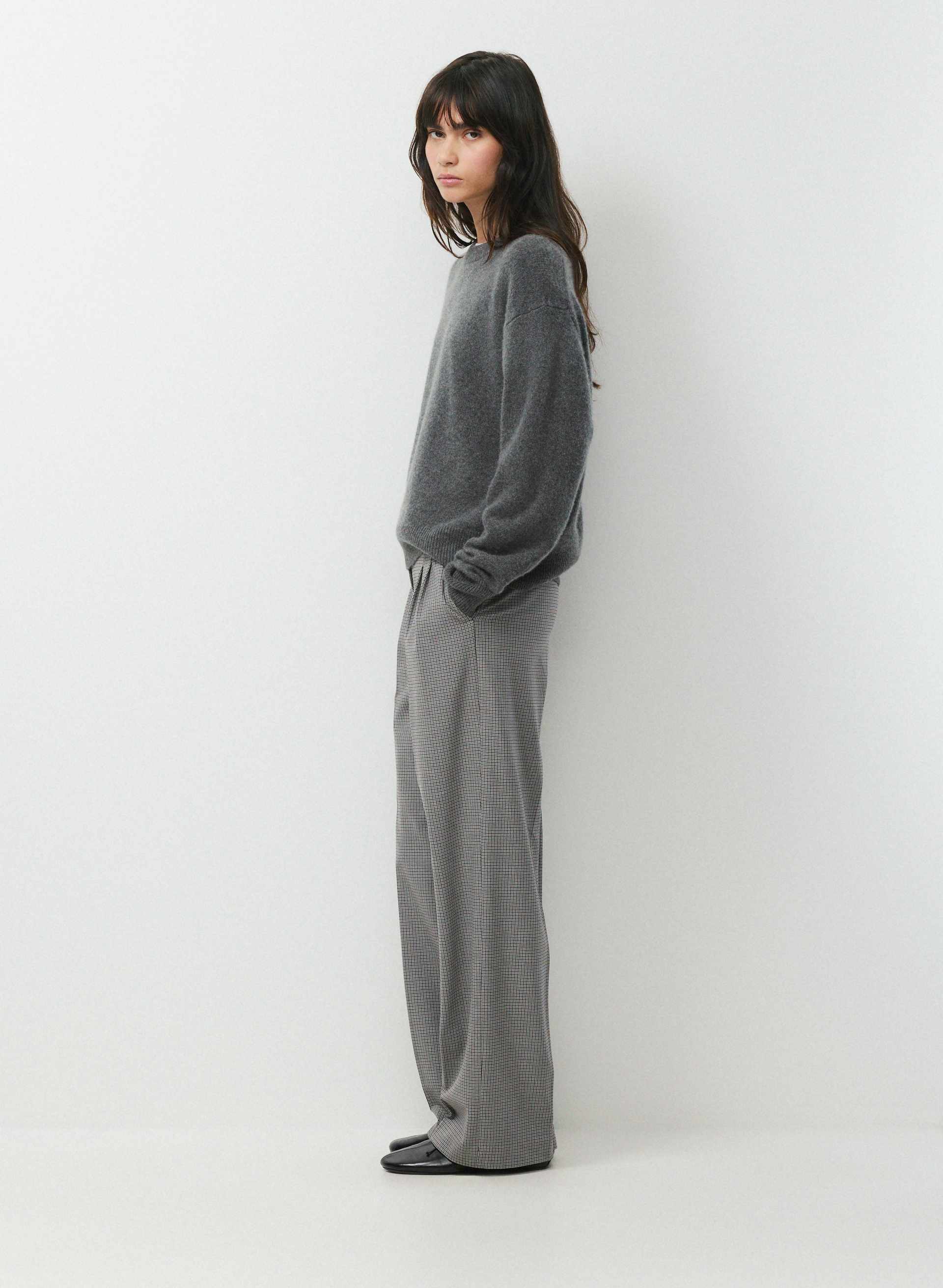 THE EFFORTLESS PANT™ | Aritzia