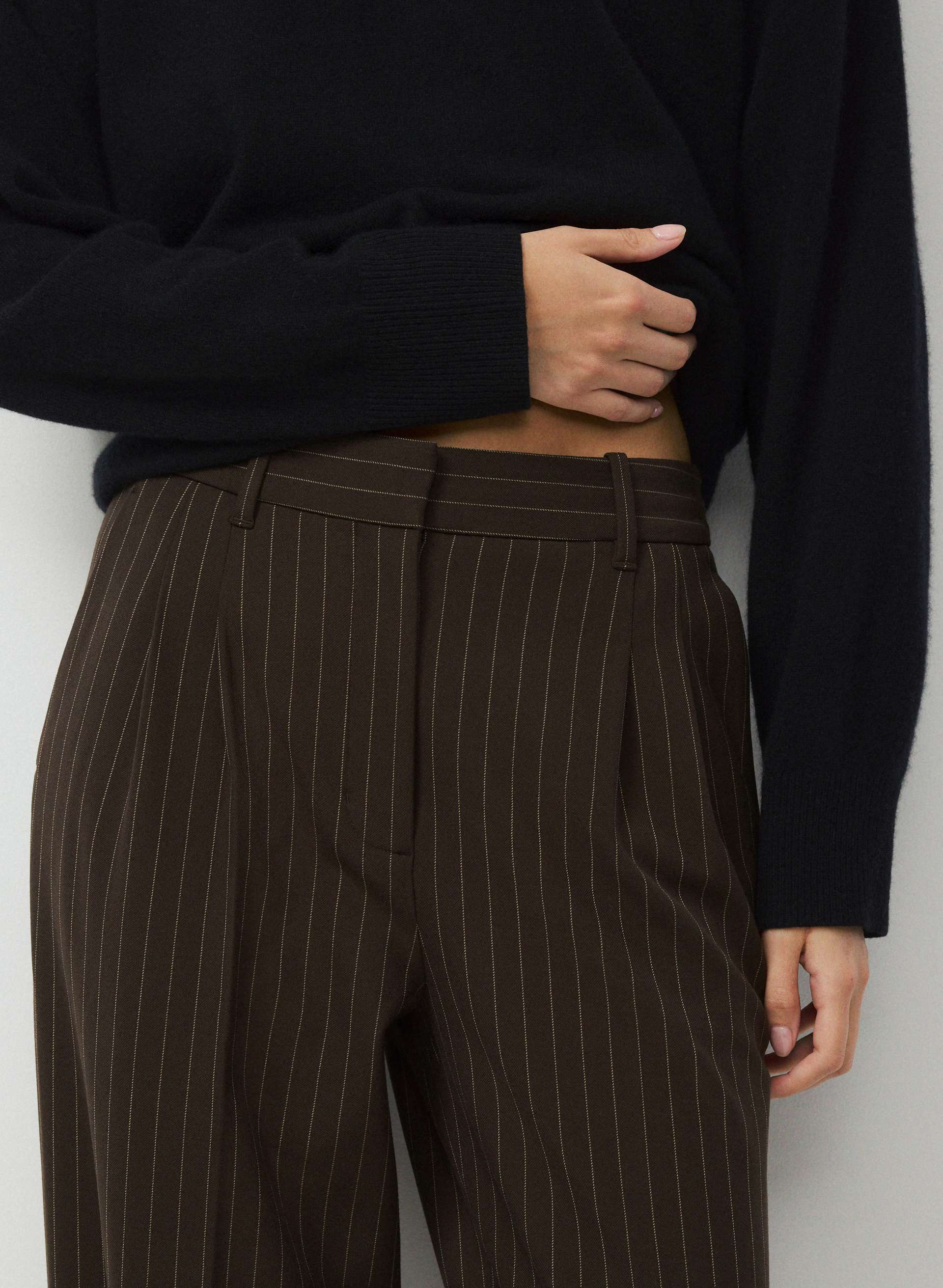 THE EFFORTLESS PANT™ | Aritzia
