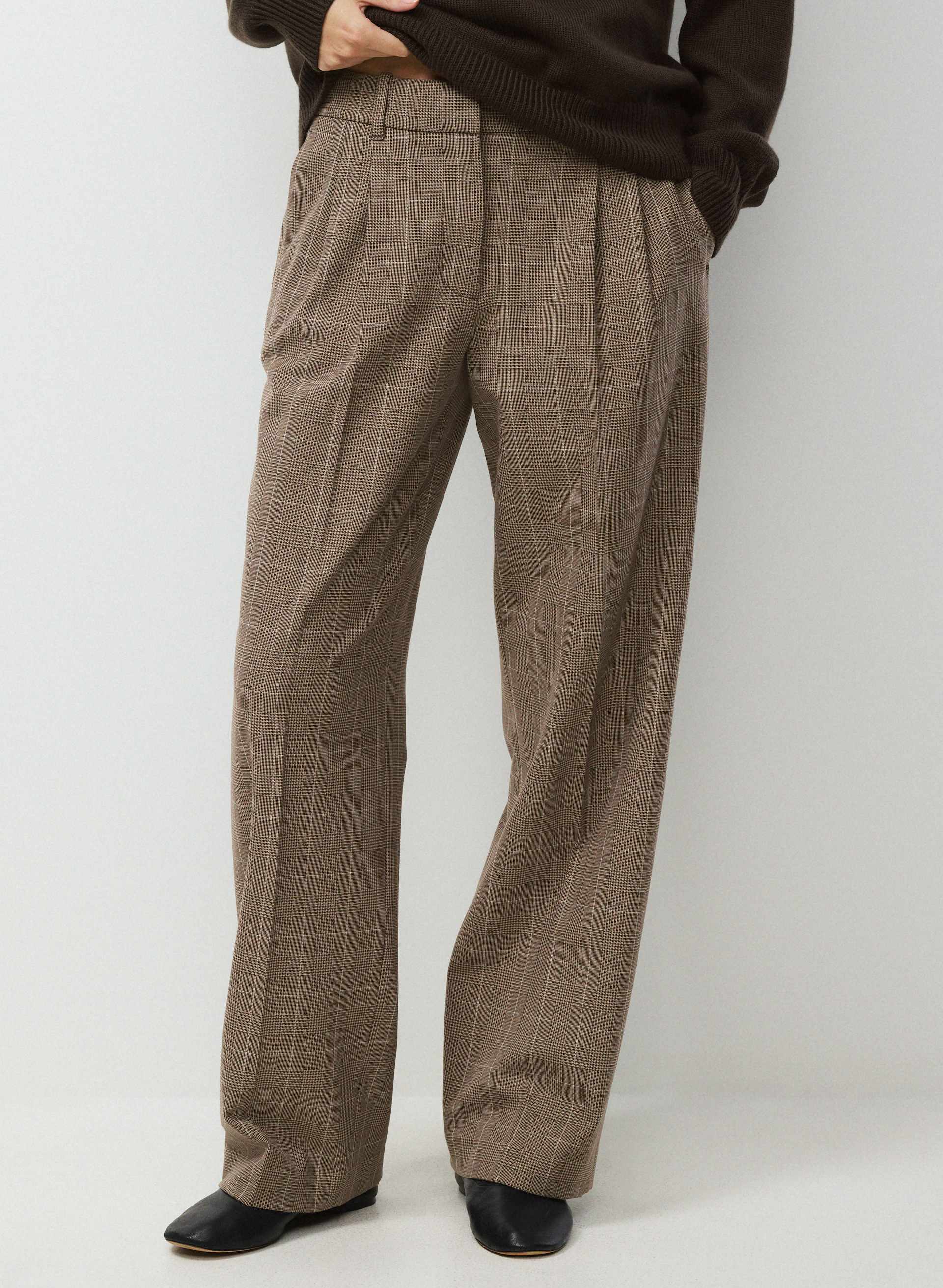 THE EFFORTLESS PANT™ LO-RISE | Aritzia