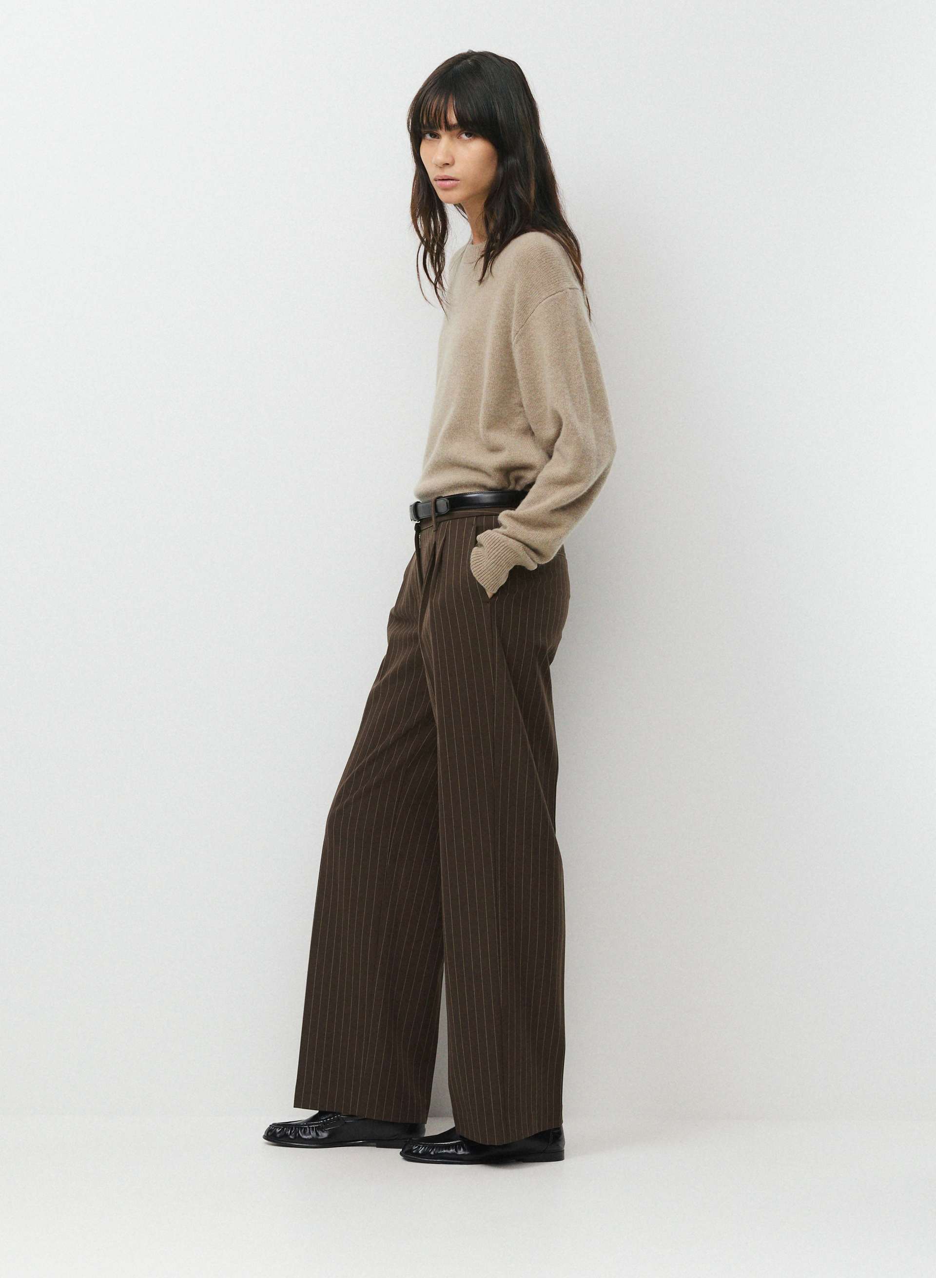 THE EFFORTLESS PANT™ LO-RISE | Aritzia