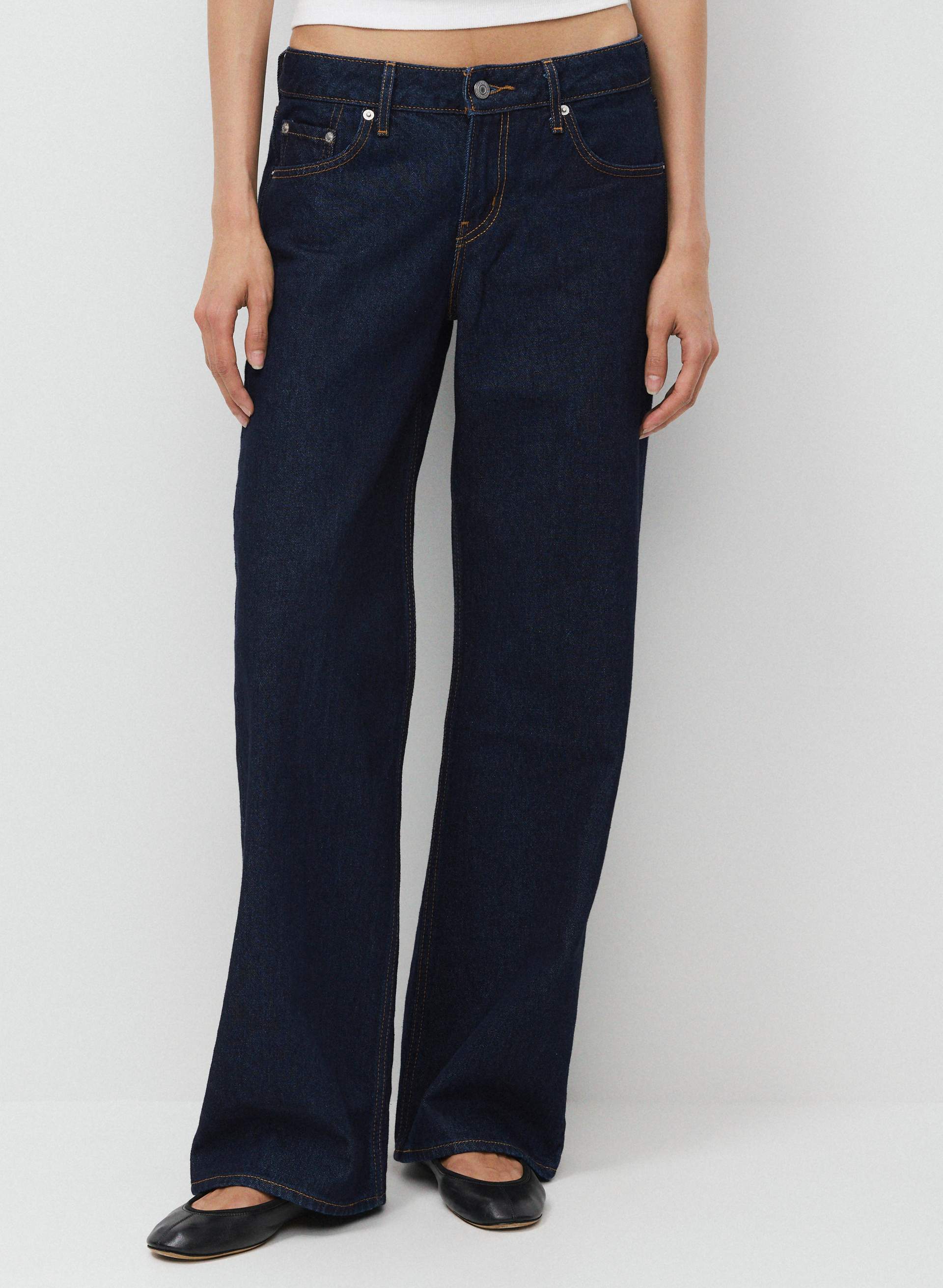 LOW LOOSE JEAN | Aritzia