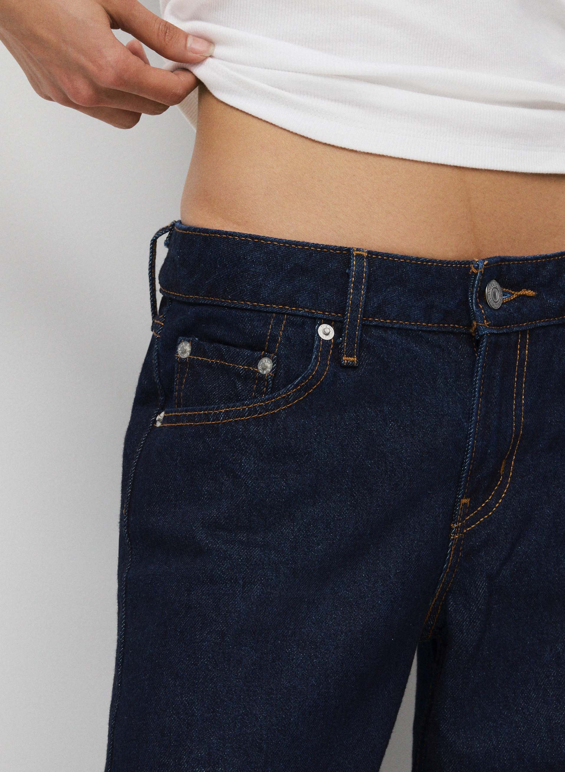 LOW LOOSE JEAN | Aritzia