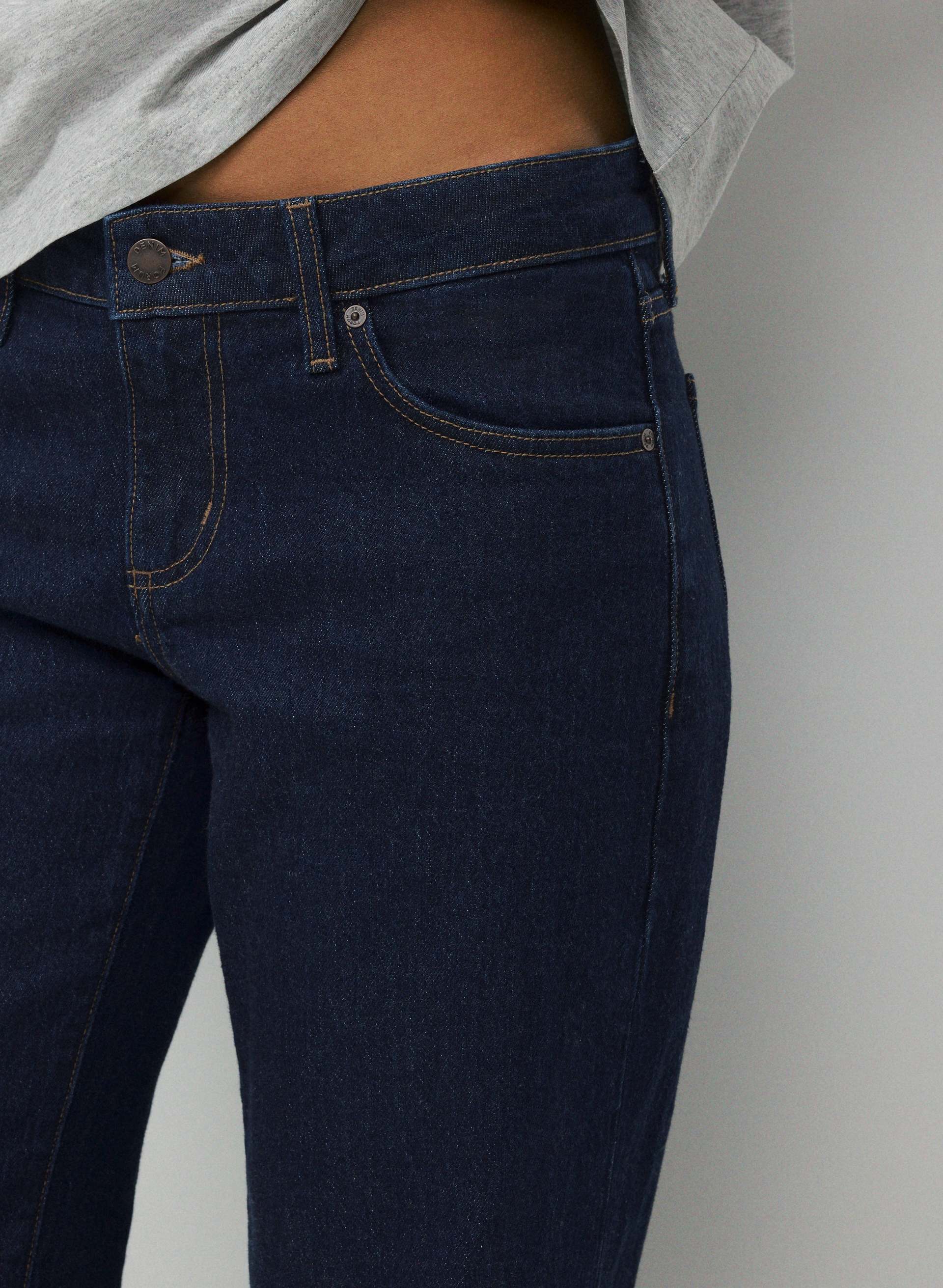 SALMA SUPER LO-RISE STRAIGHT JEAN | Aritzia