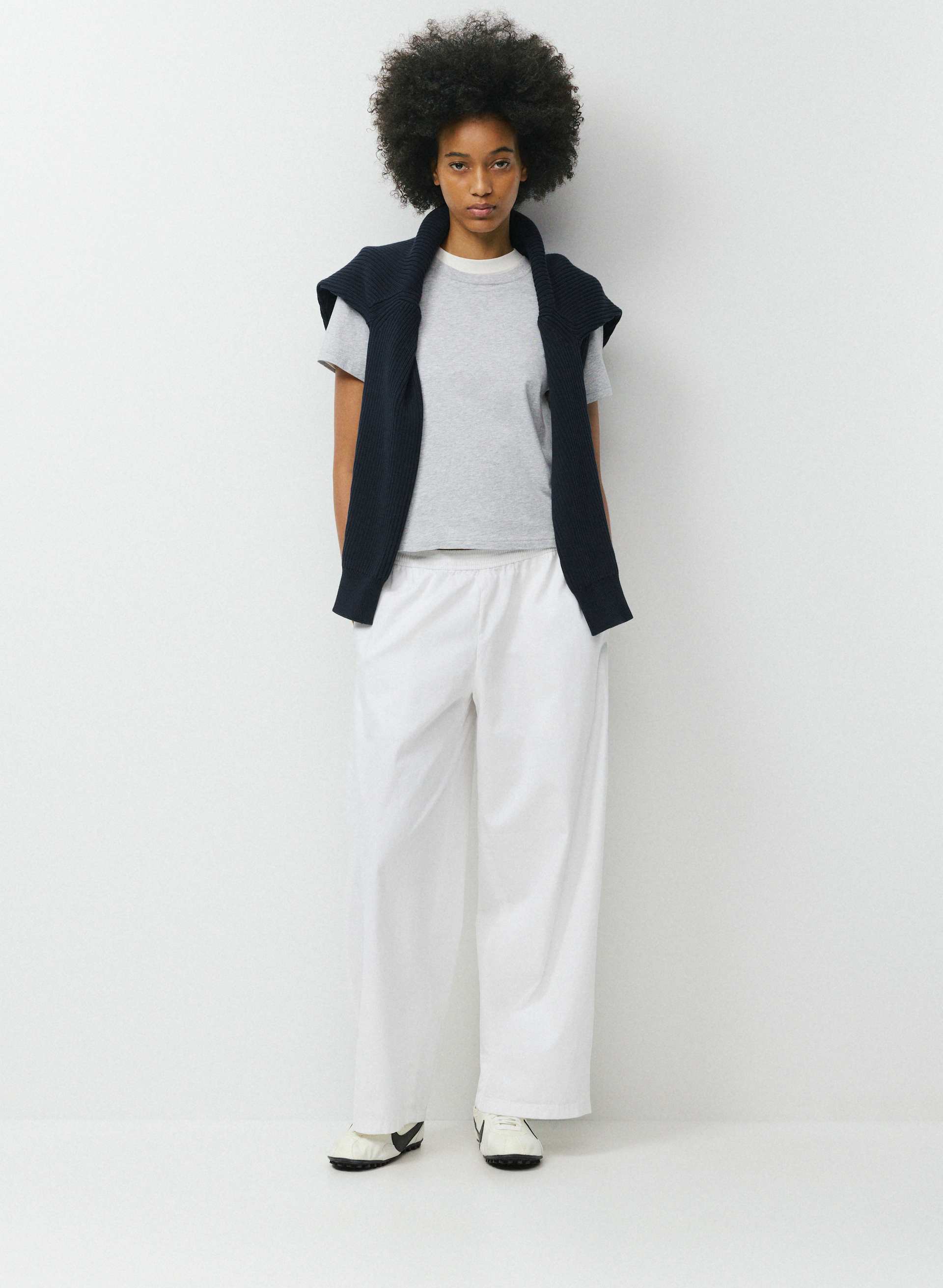 VOLTAGE BARREL PANT - Oversized 100% cotton twill low-rise pants. 