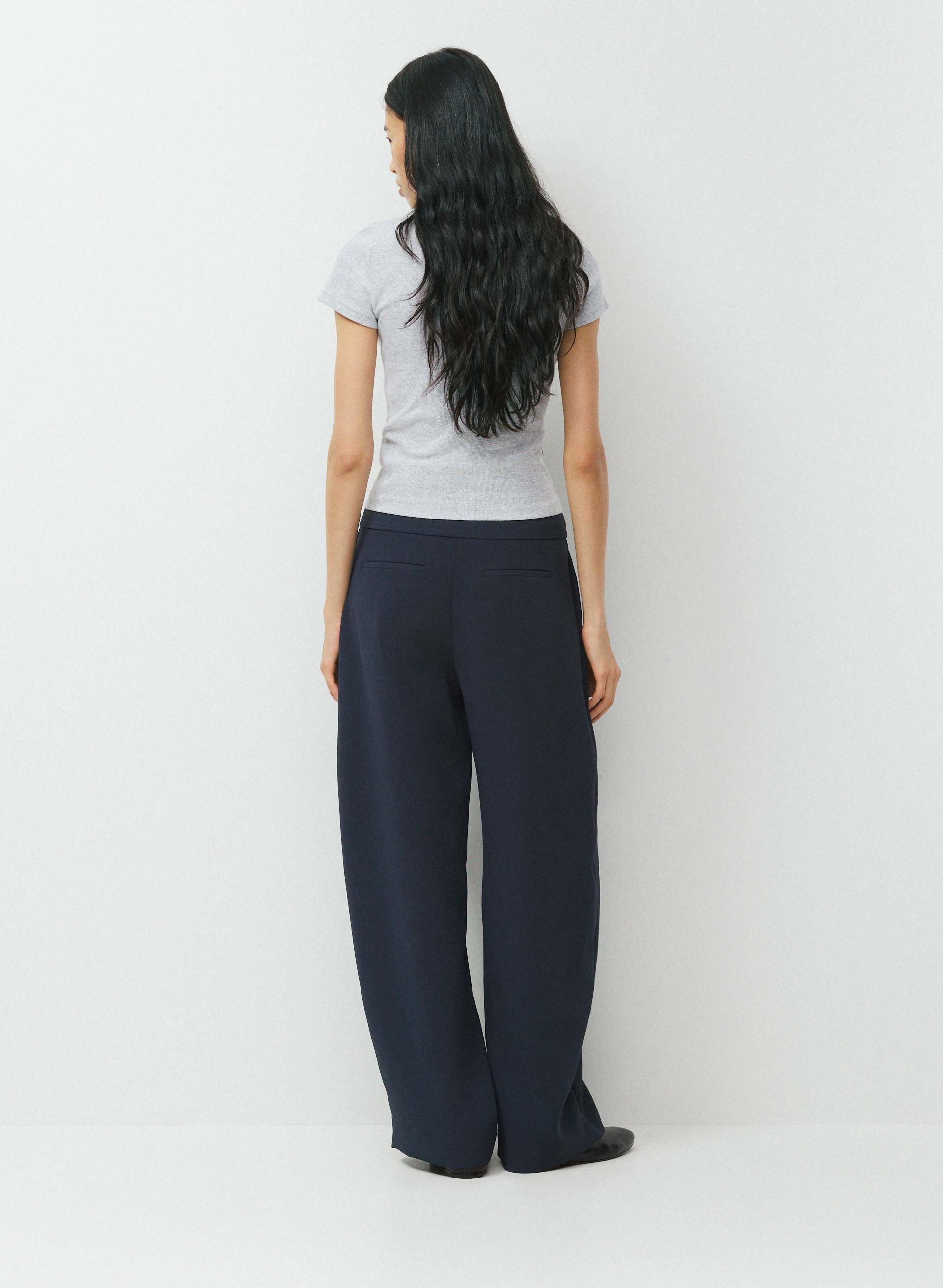 HELIX BARREL PANT | Aritzia
